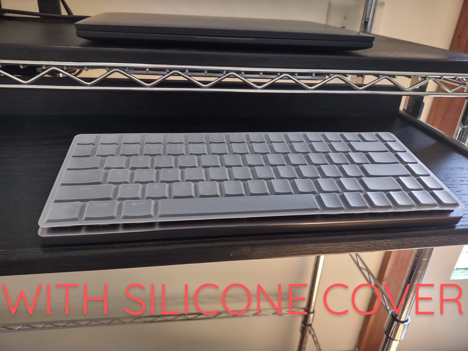 MX Mechanical Wireless Illuminated Performance Keyboard, Tactile Quiet Switches, Backlit Keys, Bluetooth, USB-C, macOS, Windows, Linux, iOS, Android, Metal, Graphite customer photo 1