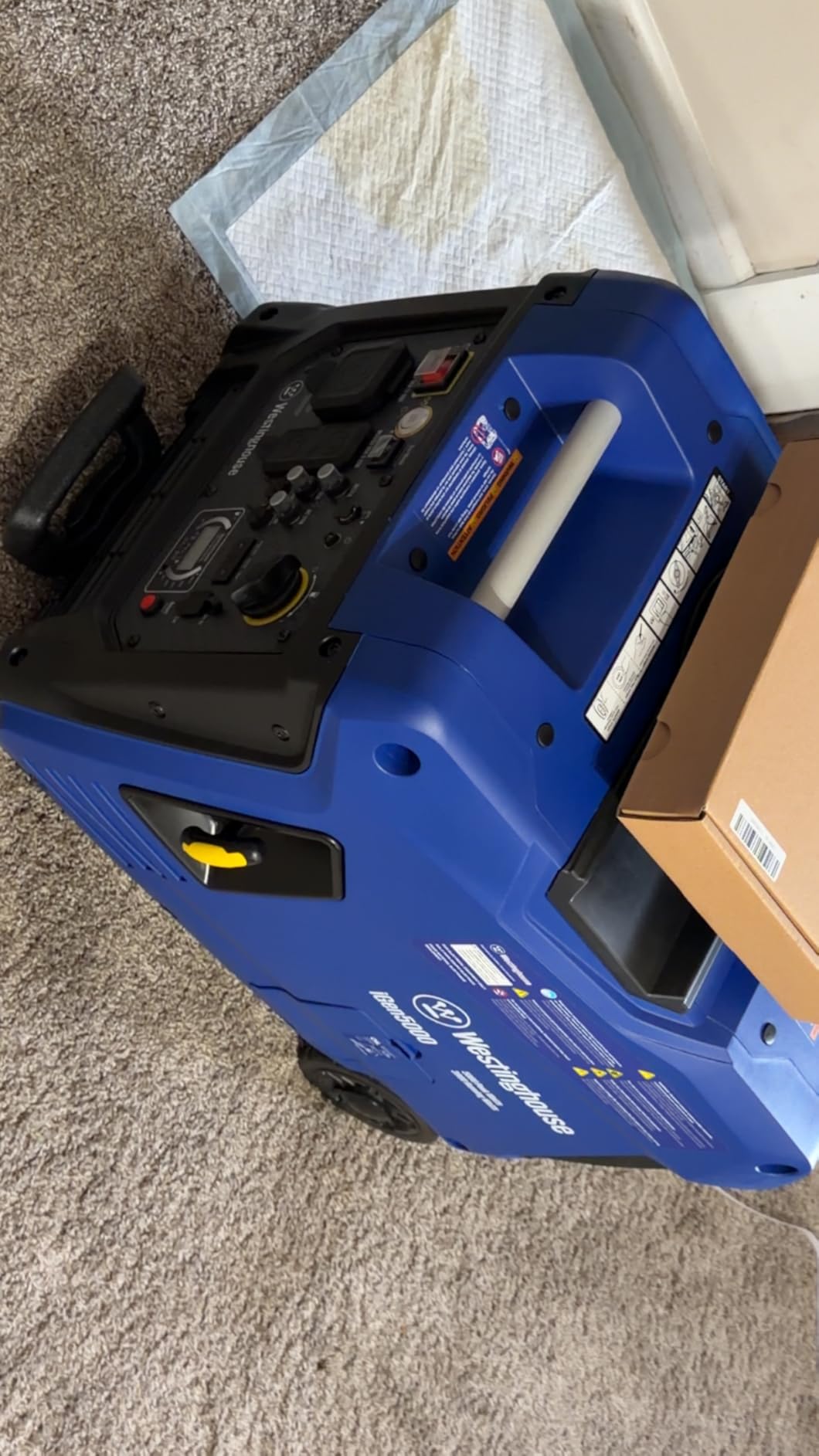 Westinghouse 5000 Peak Watt Super Quiet Dual Fuel Portable Inverter Generator, Remote Electric Start, Gas & Propane Powered, RV Ready 30A Outlet, Parallel Capable, Blue/Black customer photo 2
