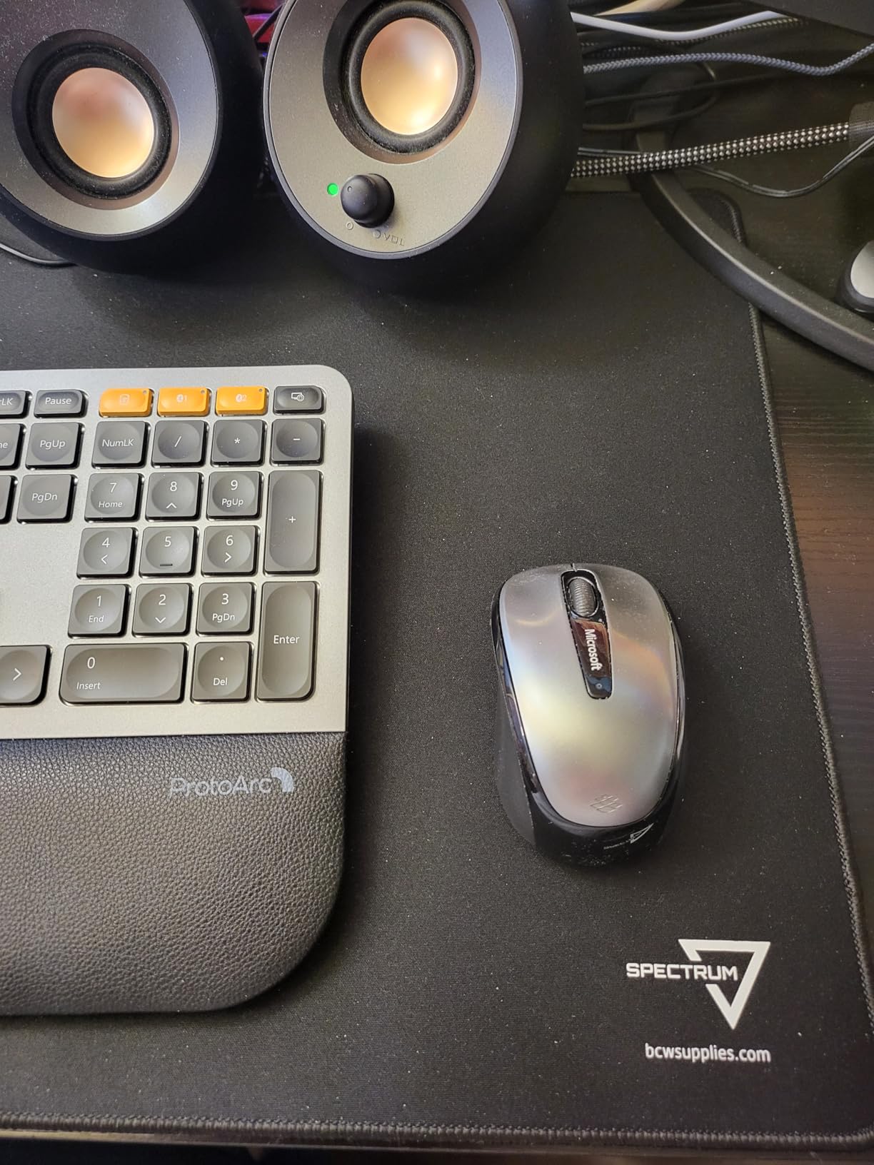 BCW Spectrum Playmat - Black (24