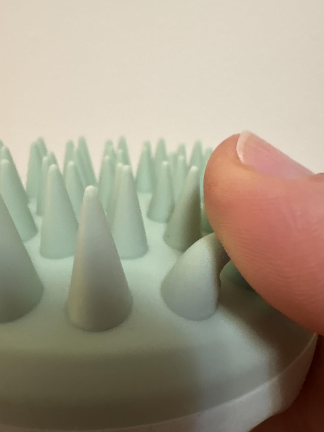 Sndyi Scalp Massager Shampoo Brush, Scalp Scrubber with Soft Silicone Bristles, Scalp Exfoliator for Dandruff Removal, Scalp Massager for Hair Growth, Wet Dry Hair Brush for Scalp Care customer photo 2