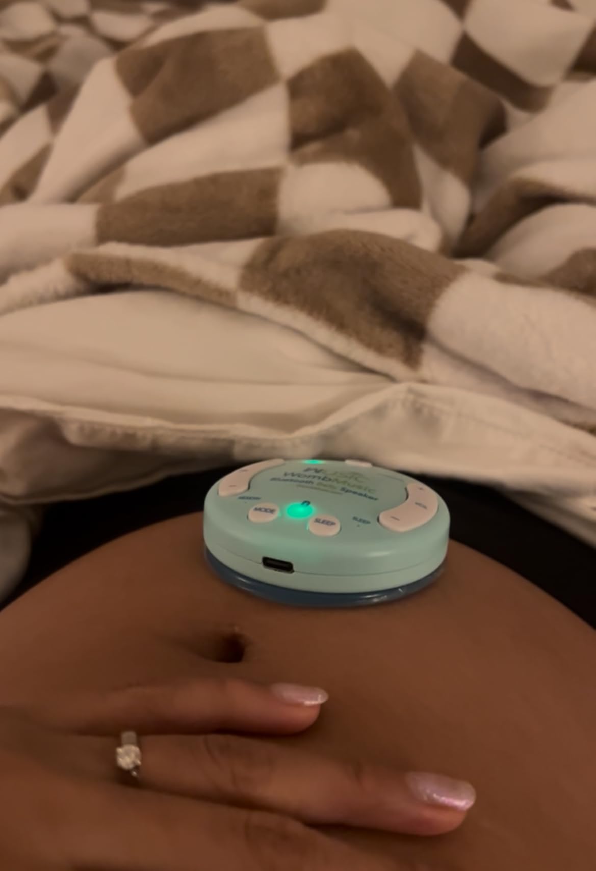 Wusic Safe Wireless Pregnancy Headphones for Belly - Womb Music Bluetooth Baby Headphones for Bonding, Pregnancy Essentials for First Time Moms, One-Tap Bluetooth Plays 8+ Hours of Music to Your Baby customer photo 1