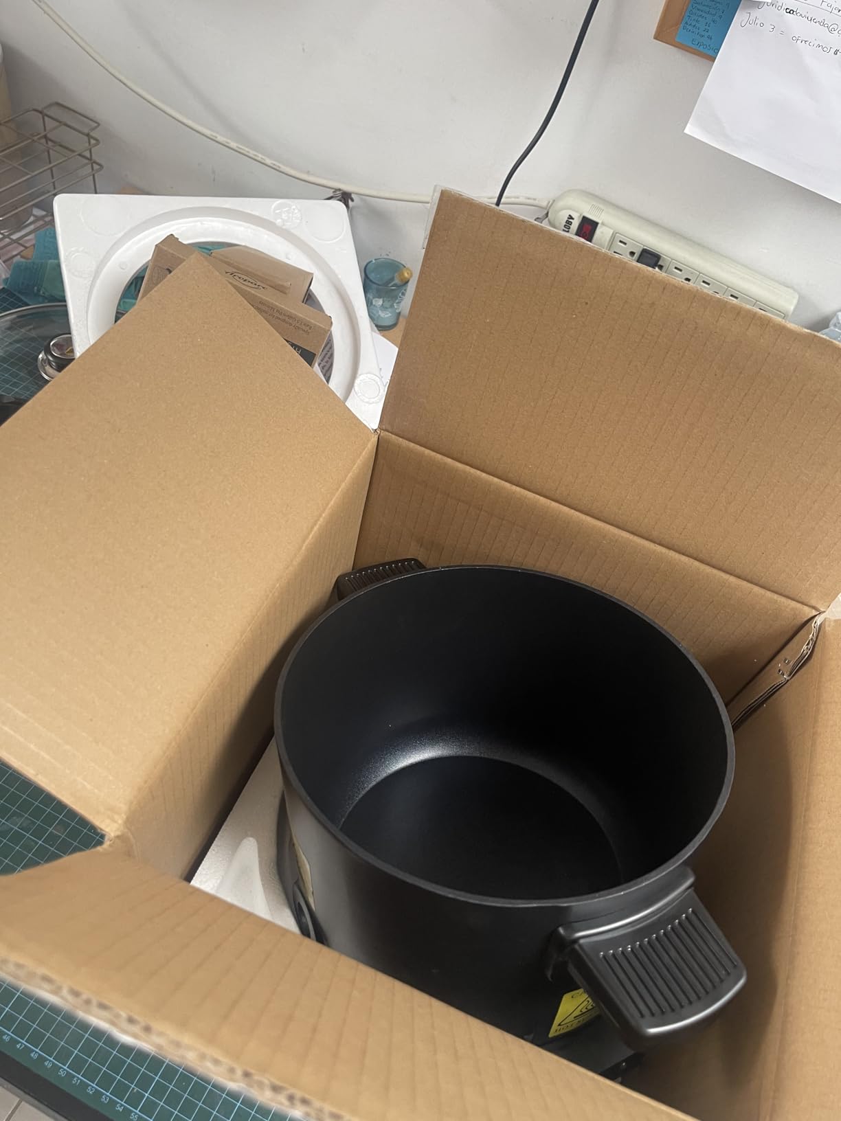 Wax Melter for Candle Making, 6Qts Candle Wax Melting Pot with Spout for Soy Wax Soap Base Easy Pour & Non-Stick & Temps customer photo 2