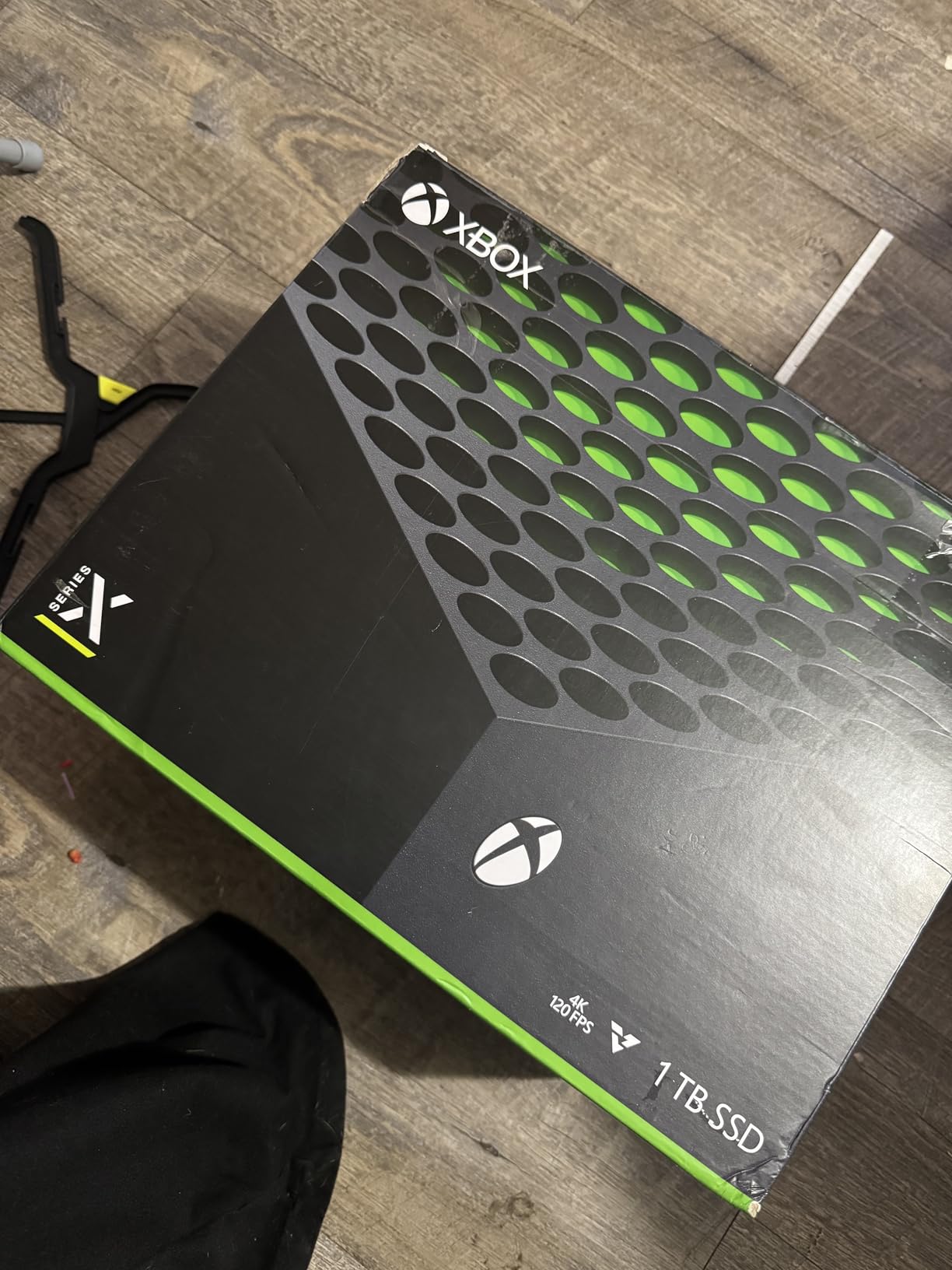 Next Gen Console Bundle - Xbox Series X 1TB + 8K Premium HDMI Cable - 4 feet - 48Gbps High Speed HDR for Gaming Console (Renewed) customer photo 2