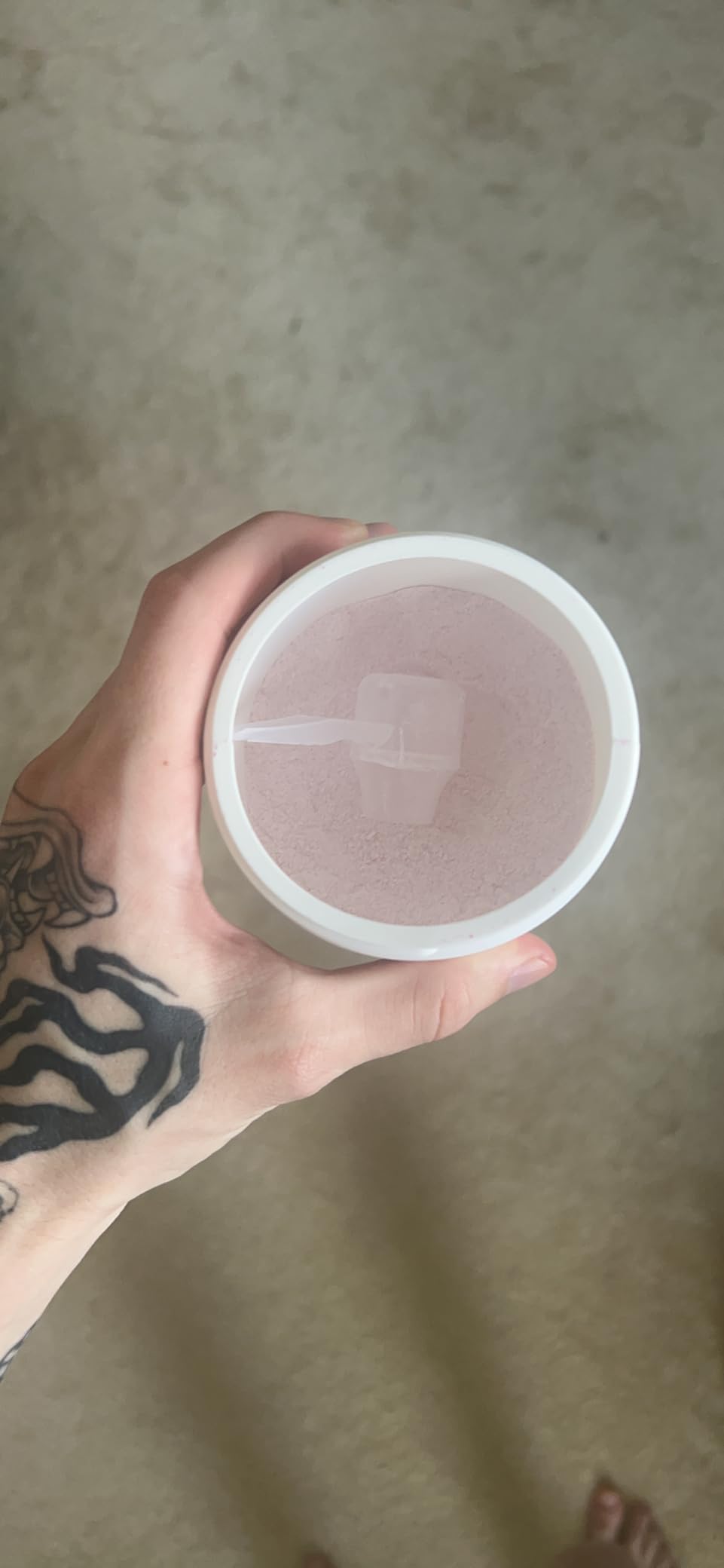 G Fuel Sage Mode Energy Drink Powder, Pre Workout Caffeine Mix for Gaming, Sugar Free Focus Amino, Vitamin + Antioxidants, 9.9oz (Grapefruit + White Peach, 40 Servings) customer photo 2