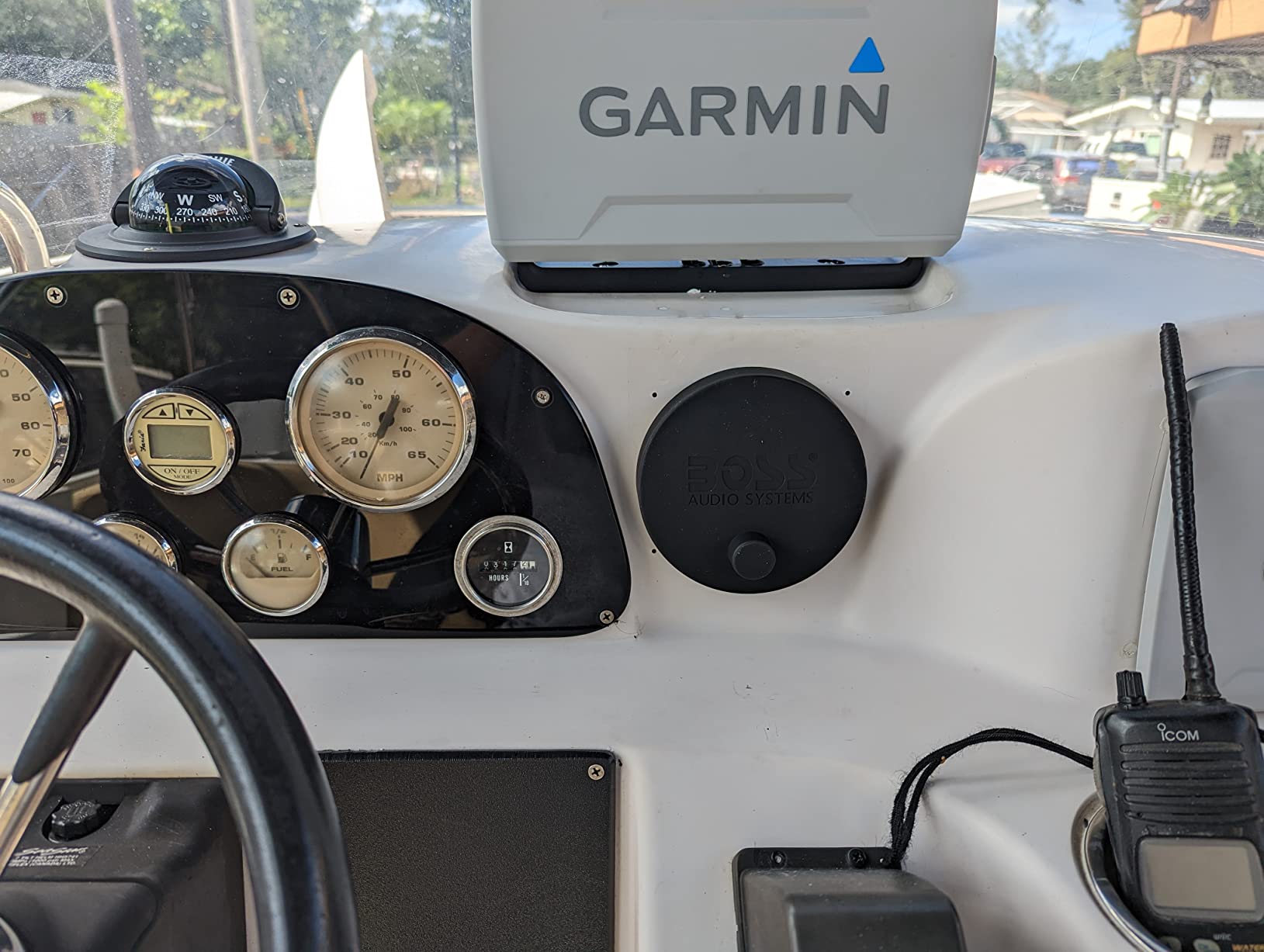 BOSS Audio Systems MGR300B Marine Boat Stereo Gauge Receiver - Bluetooth, No CD DVD Player, AM/FM Radio, IPX5 Weatherproof, USB, MP3 customer photo 2