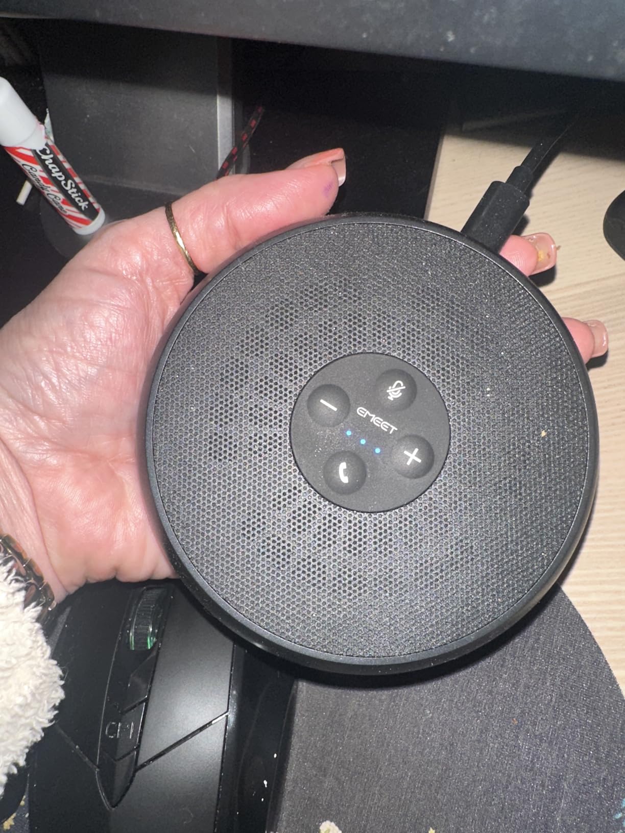 EMEET USB Speakerphone, M1A Zoom Certified AI Mics 360°Voice Pickup USB Type C-A Plug&Play Computer Speakers with Microphone, Fast Mute Noise Reduction Echo Cancellation for 5-8 People for Zoom Teams customer photo 1