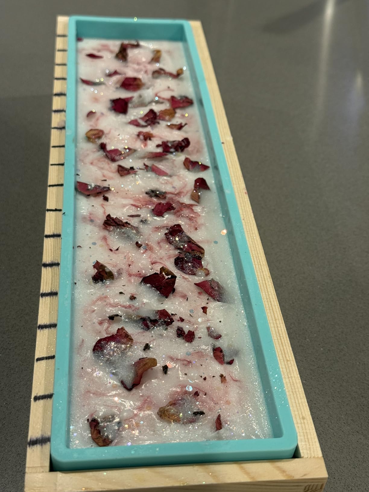 Wooden Soap Molds for Soap Making Large- 5 lb Soap Molds Loaf with Cover, Rectangle Silicone Soap Loaf Molds 77 oz (5 lb Standard Mold) customer photo 1