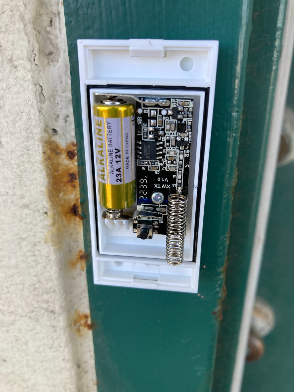 Wireless Driveway Alarm, Outdoor Weatherproof Motion Sensor & Detector with 600ft Range, Microwave Infrared Home Security Alert System for Driveway/Garage/Indoor/Outdoor customer photo 1