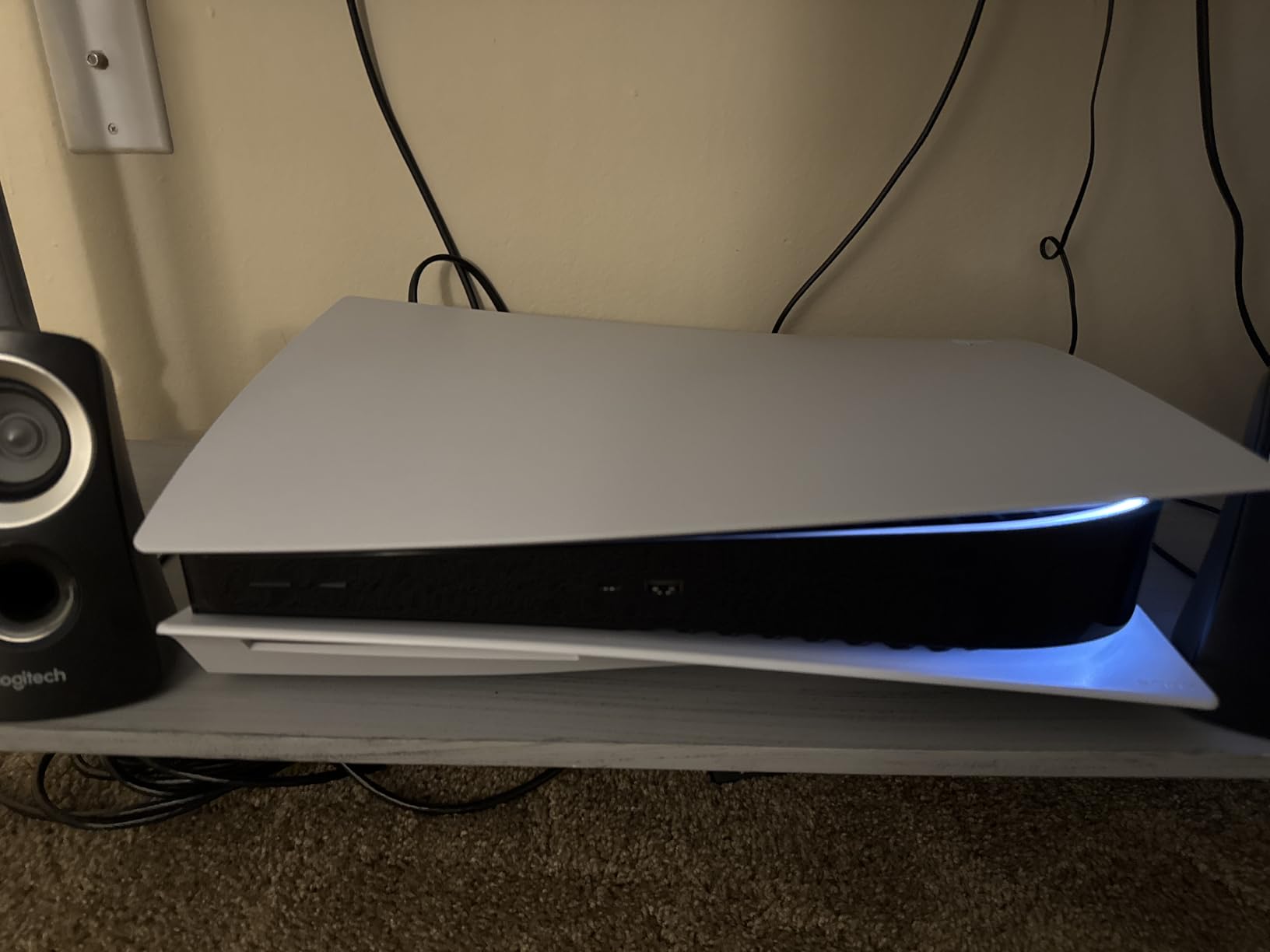 PS5 Console - Horizon Forbidden West Bundle customer photo 2