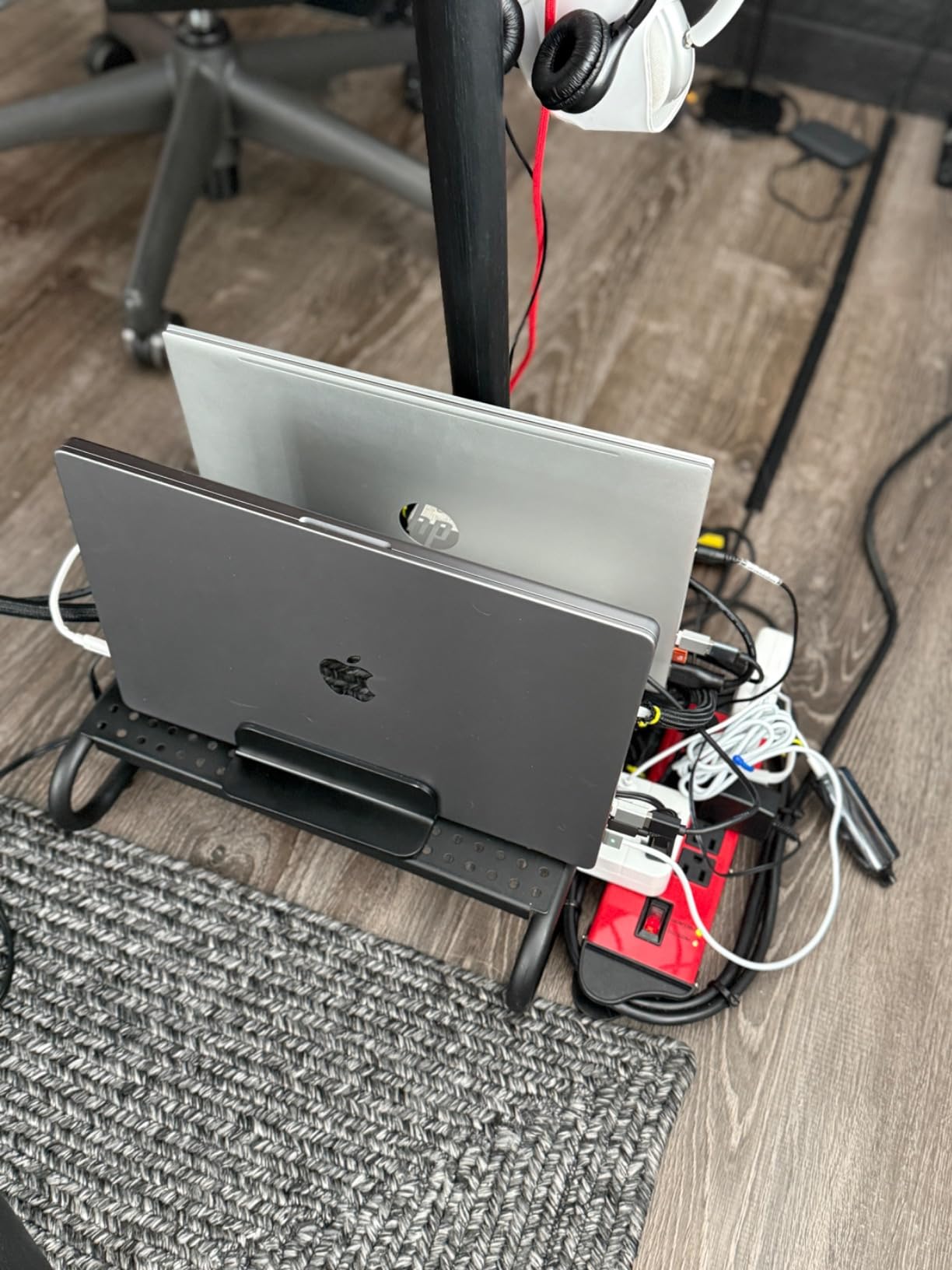 iDsonix USB 3.0 Switch 1 in 2 Out(2 in 1 Out) Bi-Directional, USB Switch 2 Computers Share 1 Device for Printer,Scanner,Keyboard, USB Sharing Switch with 2pcs A to A 3.3ft Cables customer photo 2