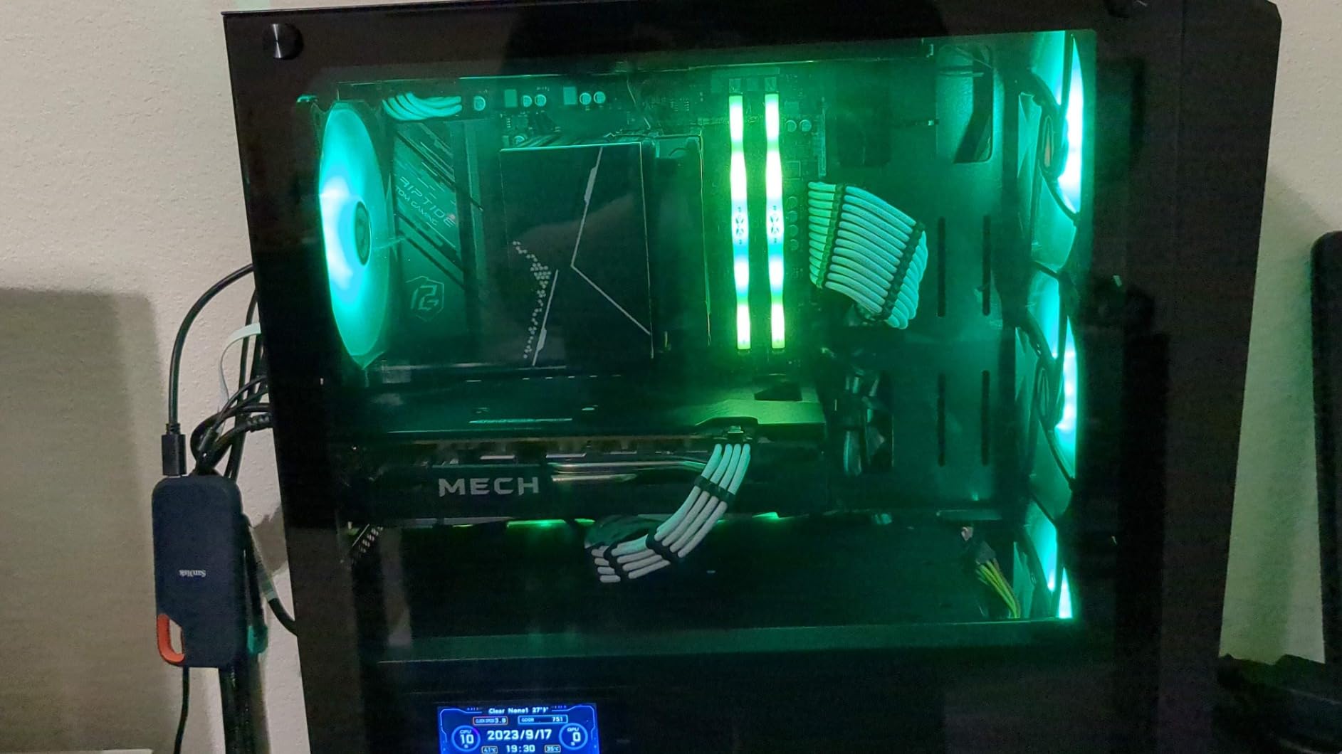 ASHATA 3.5in pc case Screen, USB Mini Screen, PC Temperature Display AIDA64 PC CPU Data Monitor Sensor Panel Monitor,PC Computer Temp customer photo 1