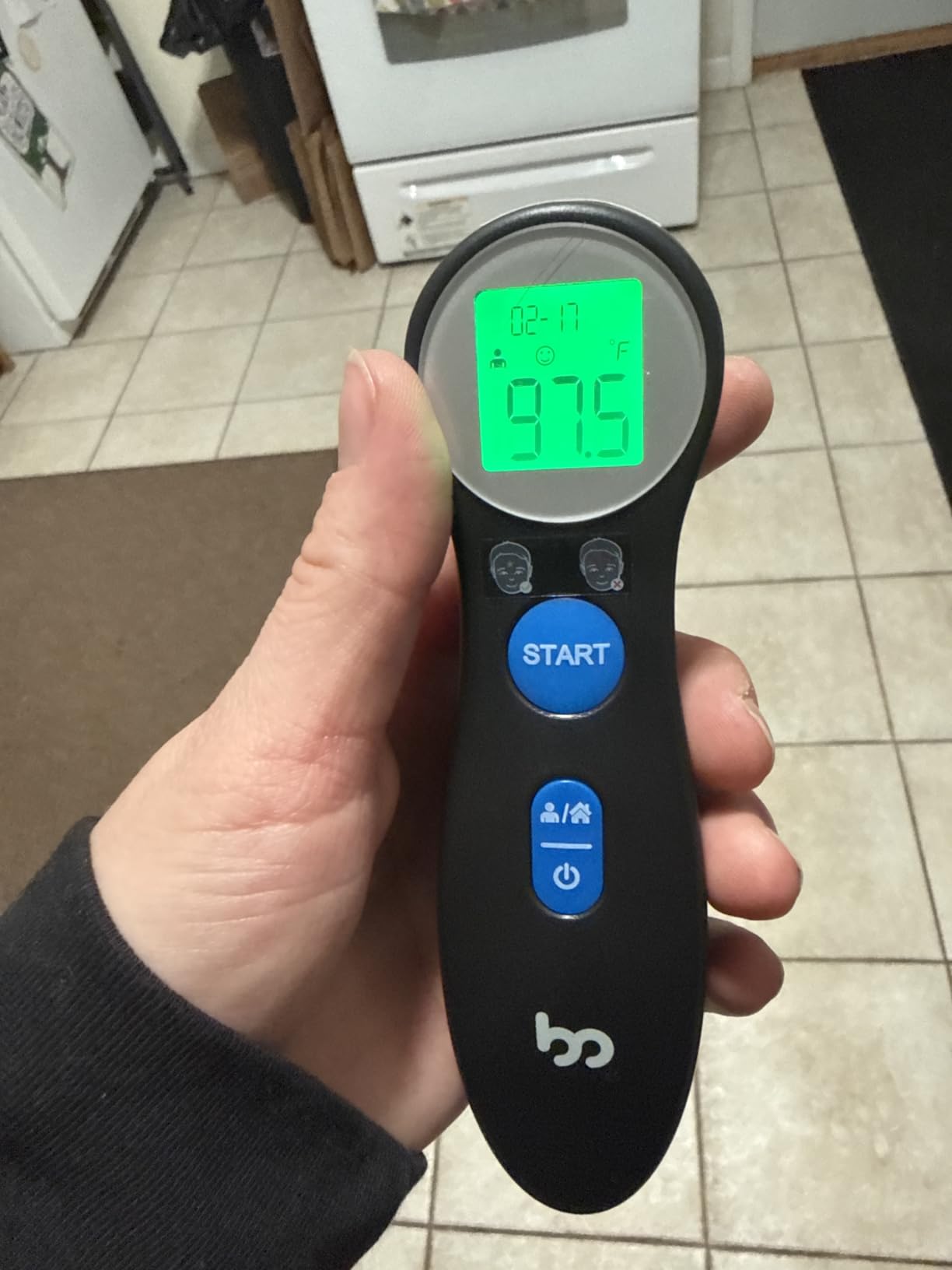 Forehead Thermometer for Adults and Kids, Digital Touchless Thermometer for Baby, Infants and Toddlers, 3 Color Fever Alarm,1s Fast Accurate Reading, Non Contact customer photo 2