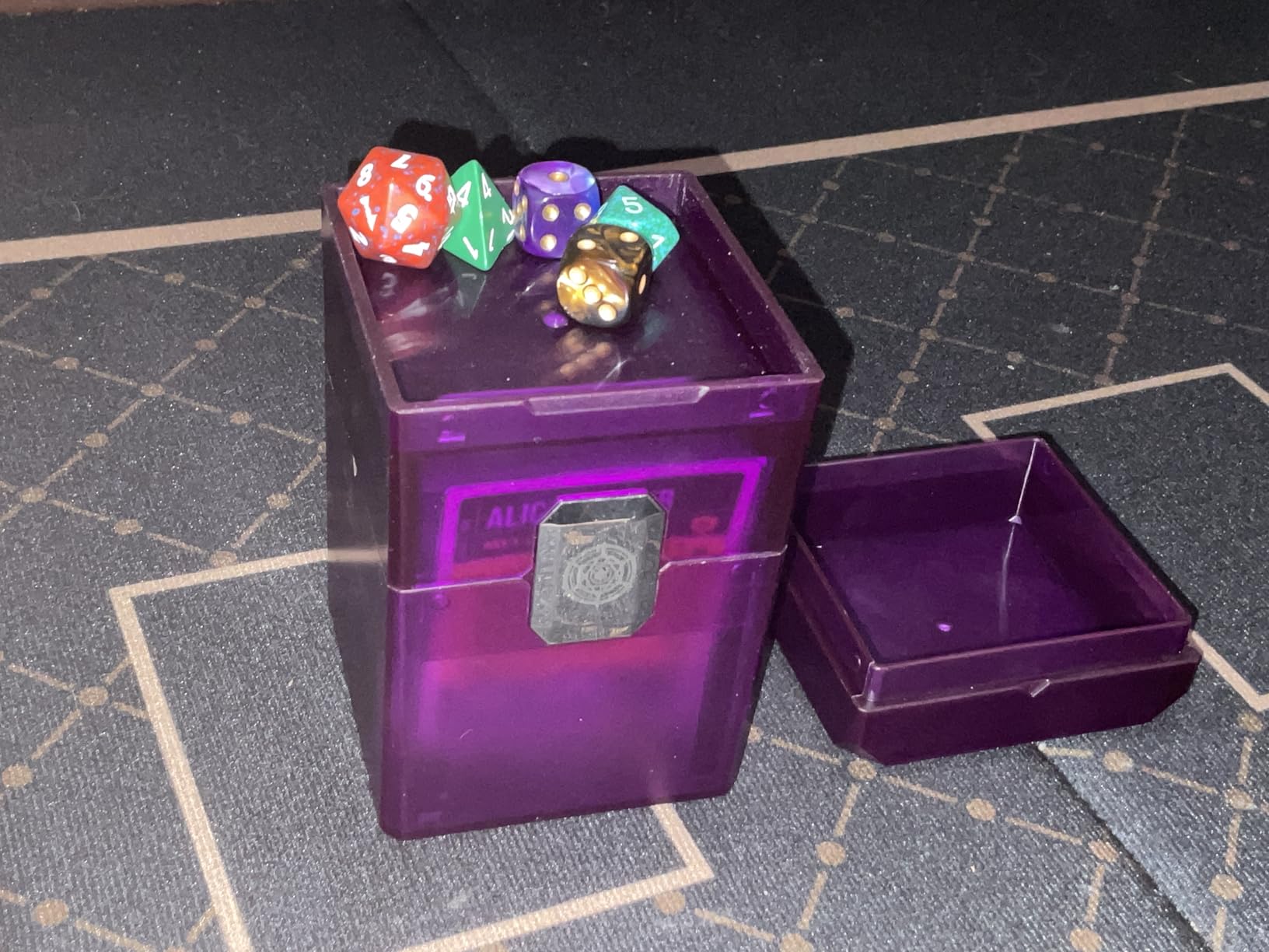 Sooez Deck Card Box with Dice Storage, 100+ Deck Case Holder, Translucent Trading Card Storage Box customer photo 2