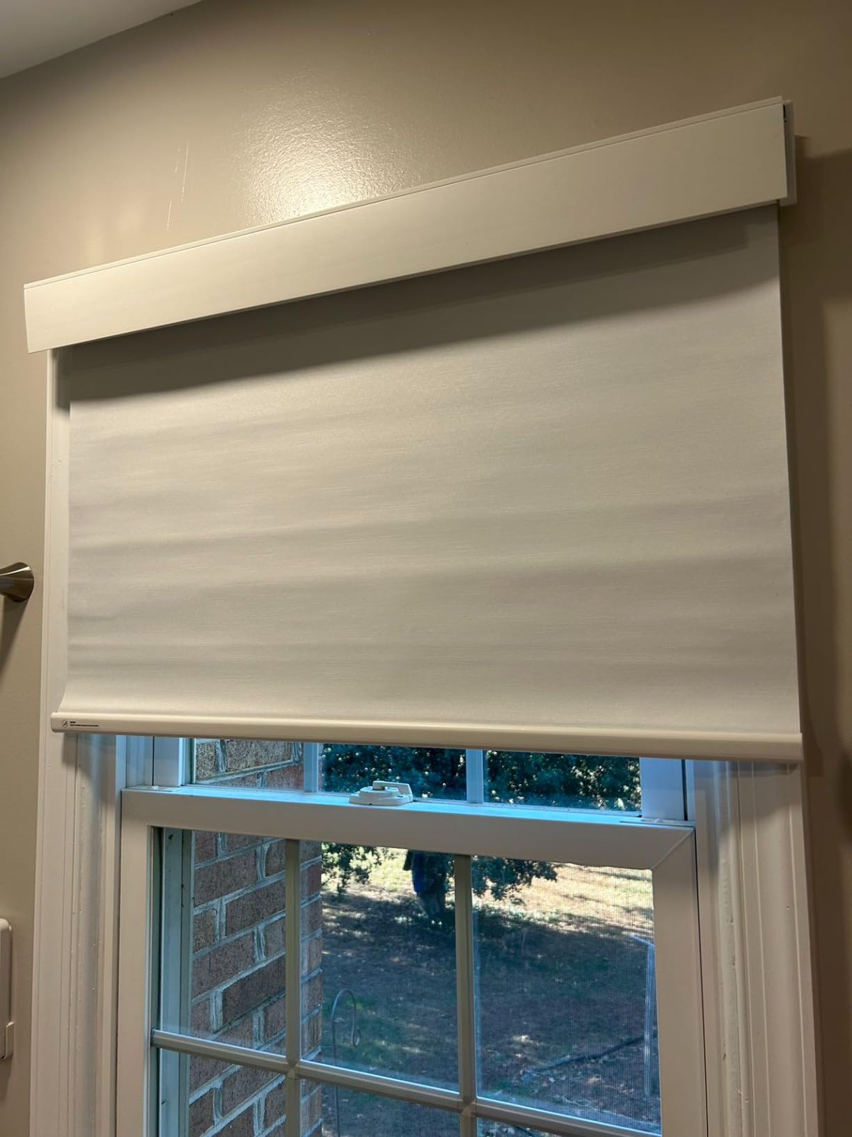 Smart Motorized Blinds with Remote, Cordless No-Drill Automatic Roller Shades, Blackout Electric Blind for Windows, White, 34 x 72 customer photo 1