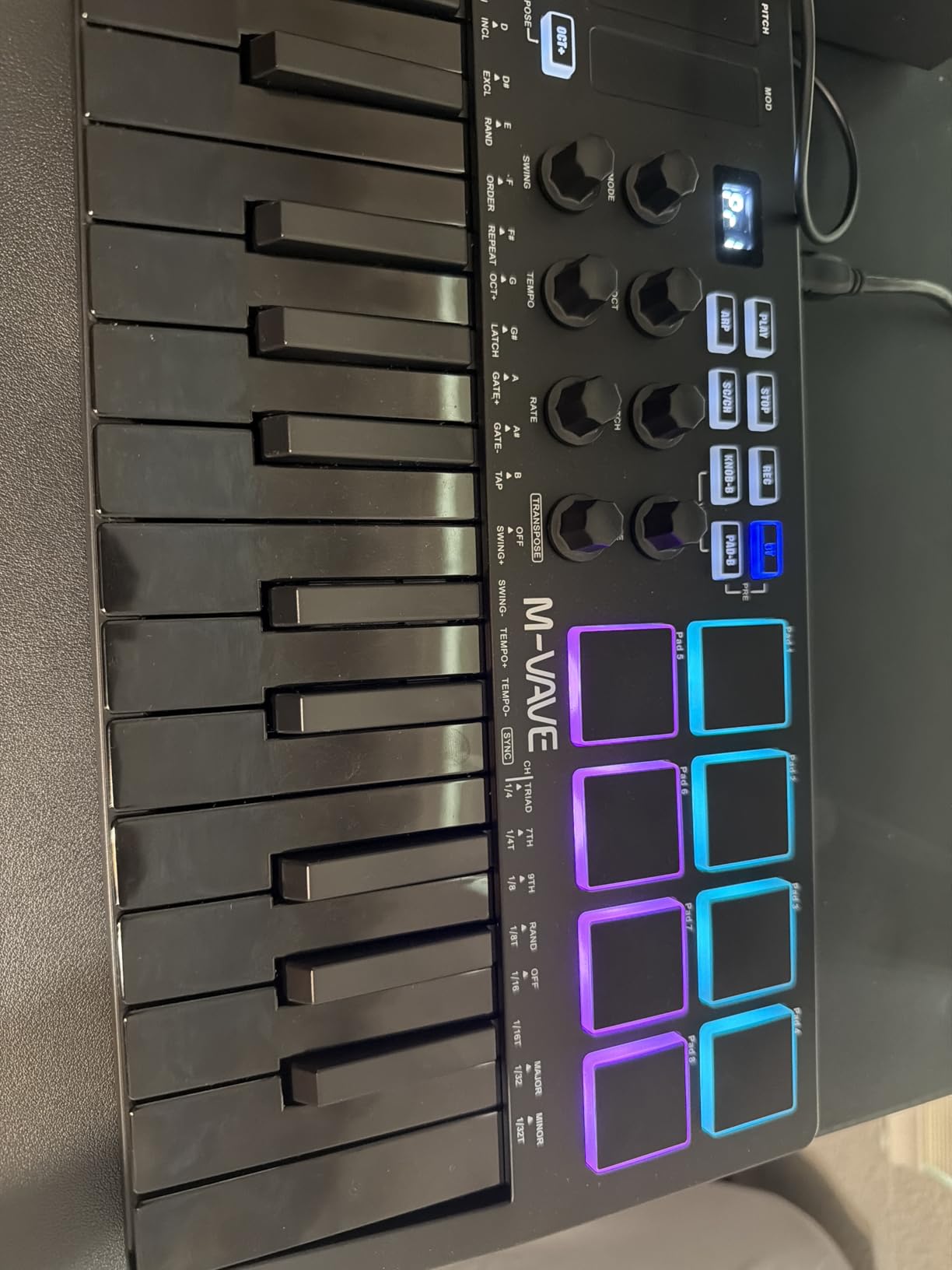 M-VAVE 25 Key USB MIDI Keyboard Controller With 8 Backlit Drum Pads, Bluetooth Semi Weighted Professional dynamic keybed 8 Knobs and Music Production,Software Included (Black) customer photo 1