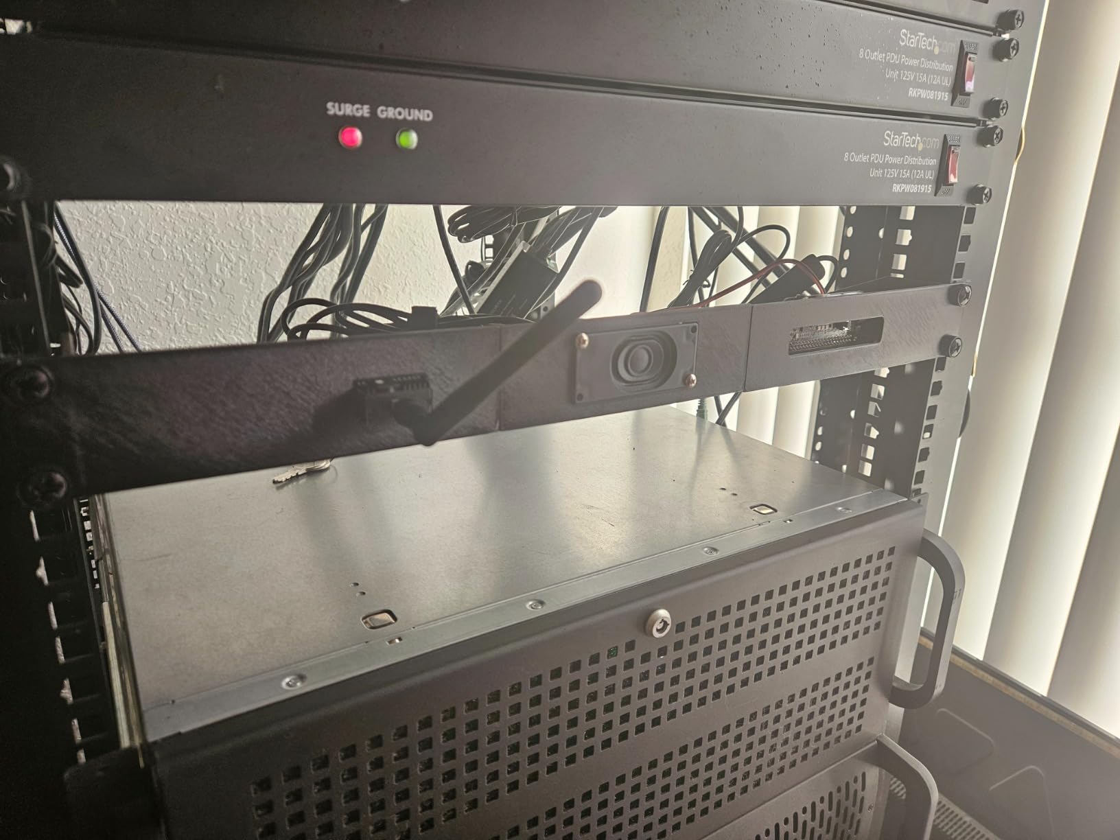 SONOFF Zigbee 3.0 USB Dongle Plus-E Gateway, Universal Wireless Zigbee USB Adapter with Antenna for Home Assistant, Open HAB, Zigbee2MQTT etc customer photo 2