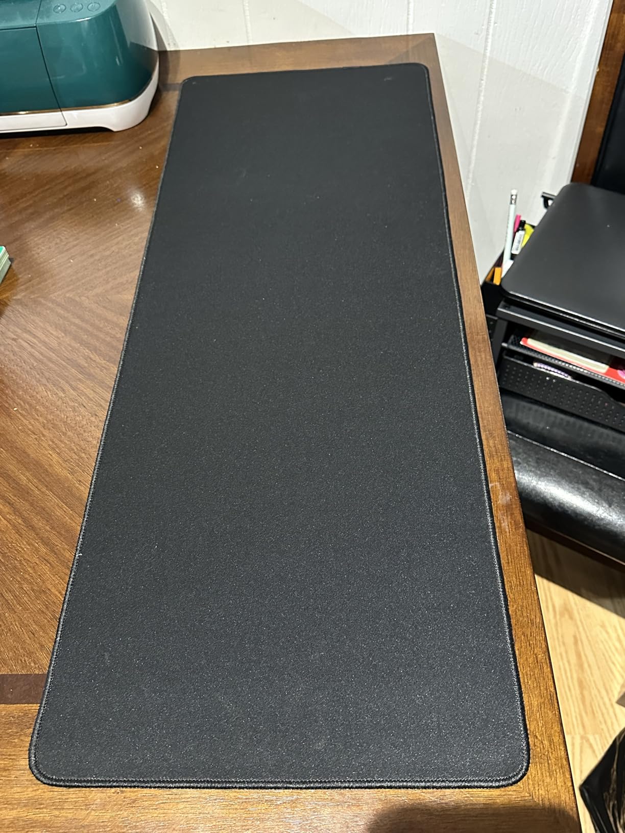 Extra Large Mouse Pad 31.5 x 11.8 in, Gaming Mousepad with Stitched Edges, Premium Microfiber Cloth Surface, Waterproof Non-Slip Base Keyboard Desk Mat for Home Office Gaming, Black customer photo 1