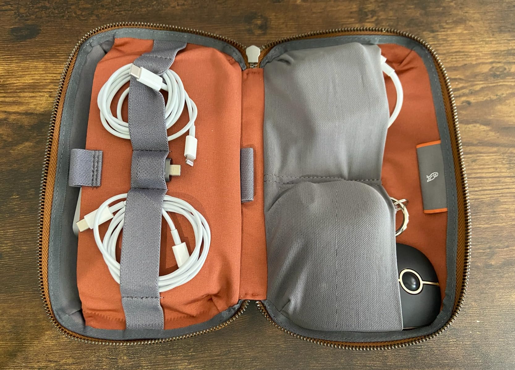 Bellroy Tech Kit (Tech Accessories Organizer Pouch, Zipper Closure Design, Stores Power Bank, Phone Charger, Cables & More, Internal) customer photo 2