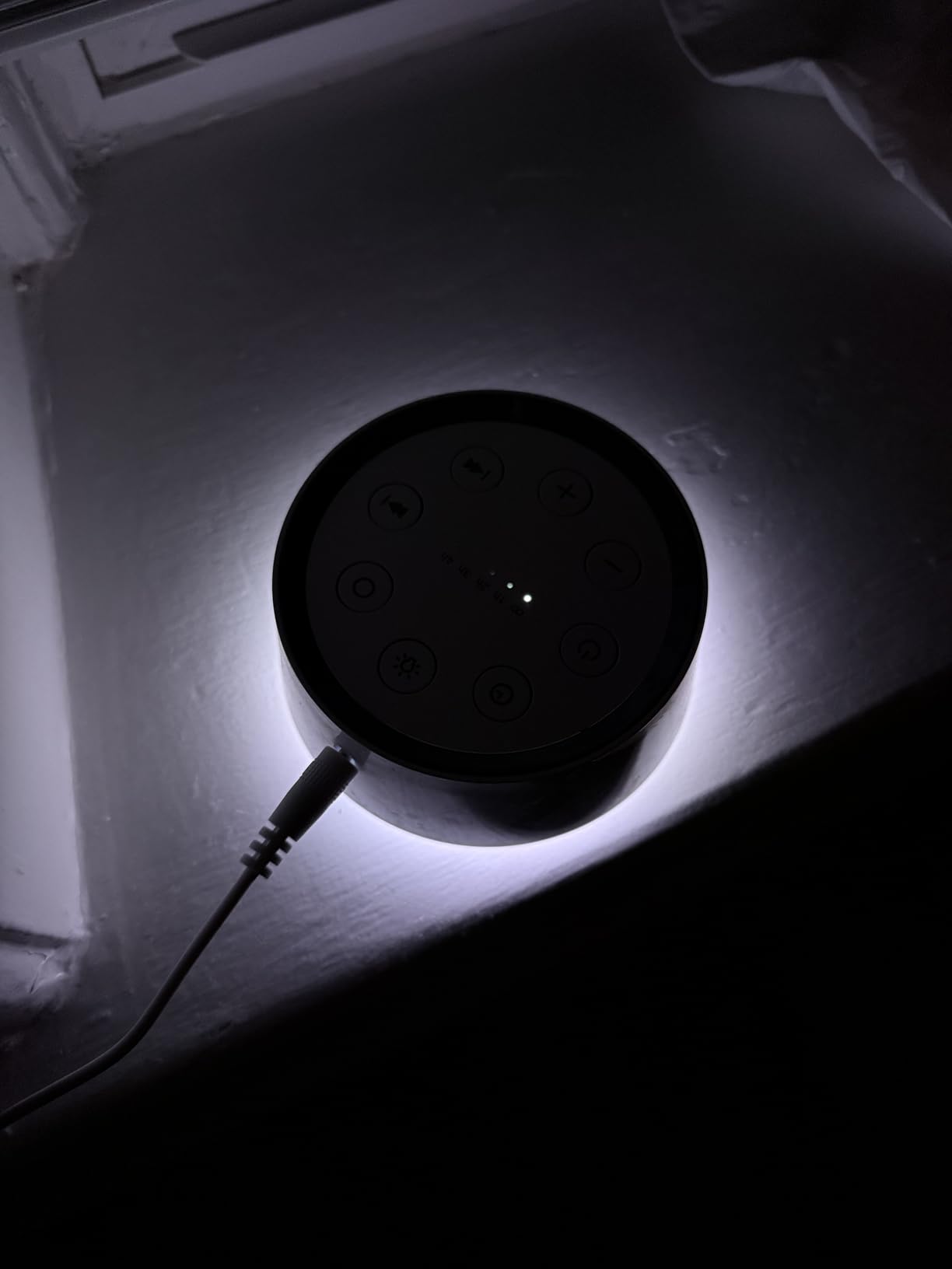 Brown Noise Sound Machine with 30 Soothing Sounds 12 Colors Night Light White Noise Machine for Adults Baby Kids Sleep Machines Memory Function 36 Volume Levels 5 Timers for Home Office Travel customer photo 1