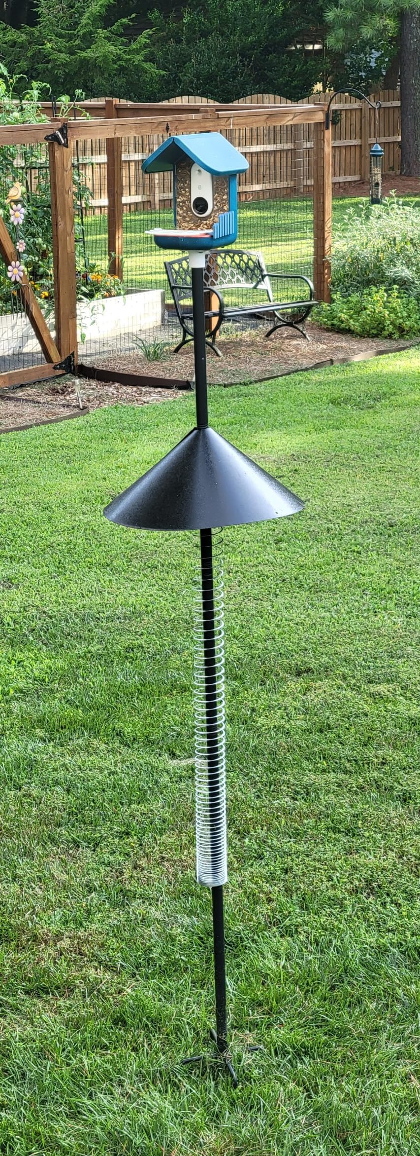 Garbuildman 105 Inch Bird Feeder Pole Kit, Heavy Duty Bird House Pole Set for Deck Fence or Patio Railing, Adjustable Universal Mounting Post Kit for Outdoors, Matte Black, 1 Pack customer photo 2