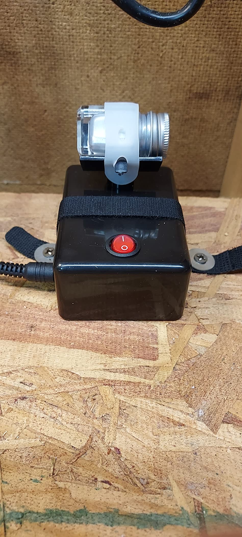 Electric Paint Shaker for Model Hobby Kits & Miniatures - Professional Vortex Mixer for Dropper Bottles, Pots & Square Jars - Hands-Free Agitator for Airbrush Paints & Tattoo Inks (3200 RPM) customer photo 1