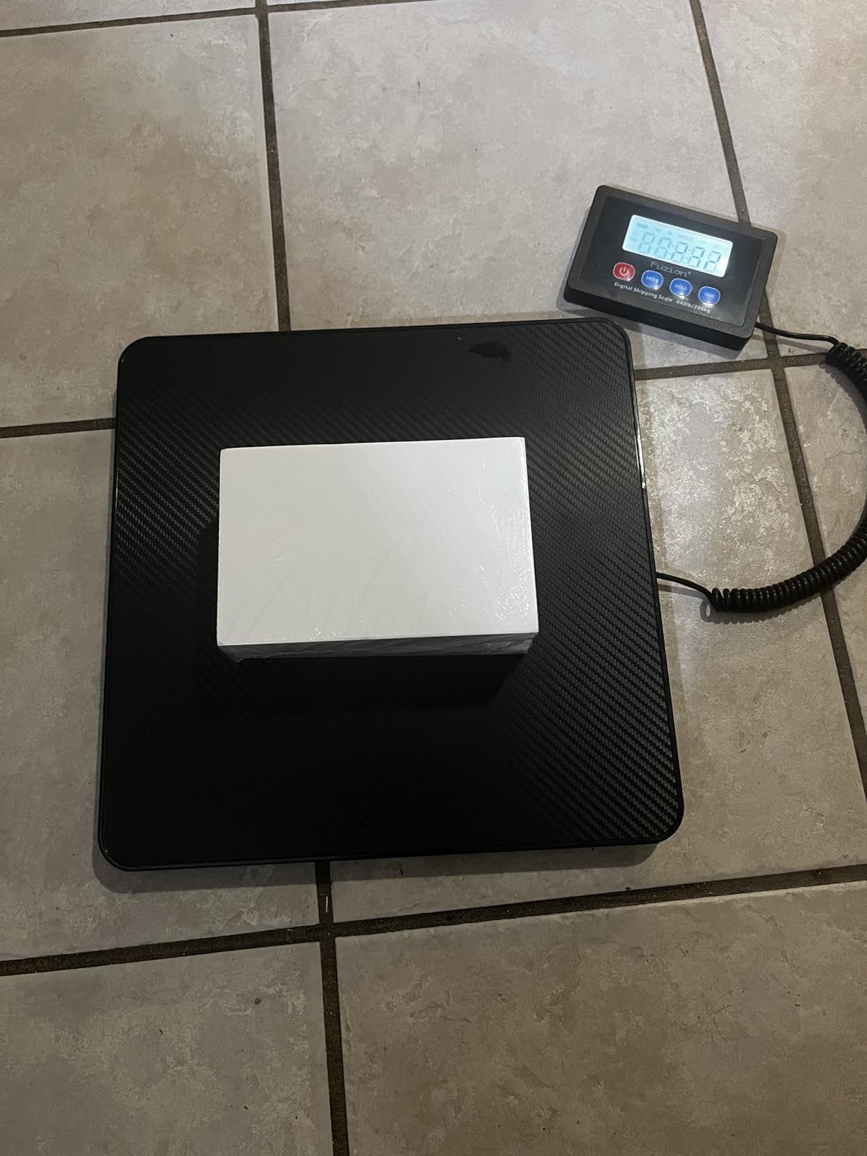 Fuzion Shipping Scale, 440LB x 10g High Accuracy Postal Scale, Hold/Tare Function, Digital Shipping Postal Scale for Packages, Postage, Luggage, Mailing, Battery & AC Adapter Included customer photo 2