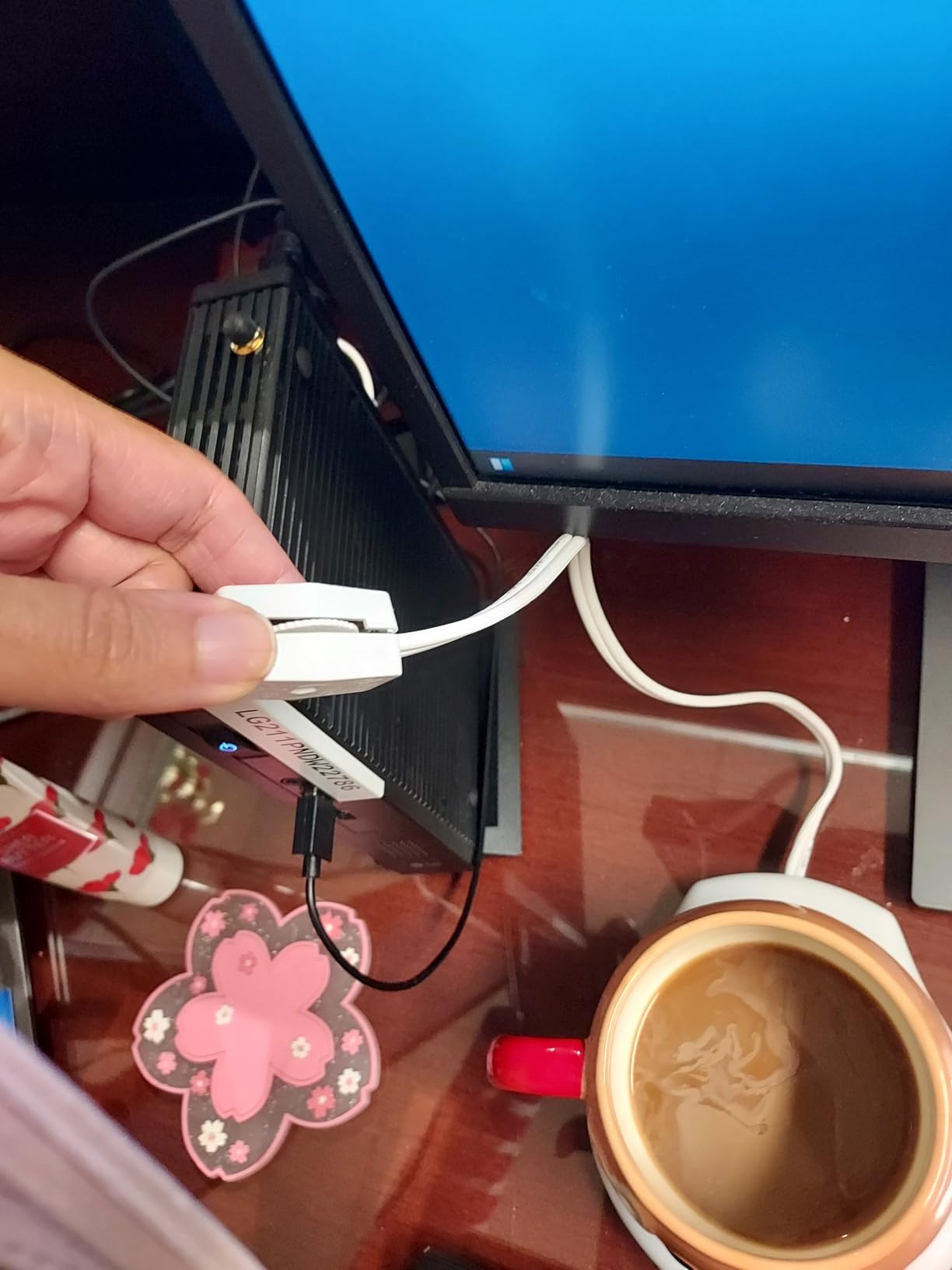 Home&Office Desktop Electric Mug Warmer-Coffee/Tea/Cocoa/Soup-Scented Candles Gift for Winter 1pcs(White and Black (CFW001-White) customer photo 1