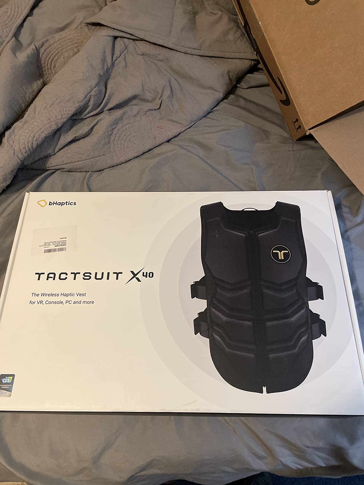 bHaptics TactSuit X40 - Haptic Vest with 40 Vibration Motors for VR - with Audio Accessories and Replacement Lining customer photo 1