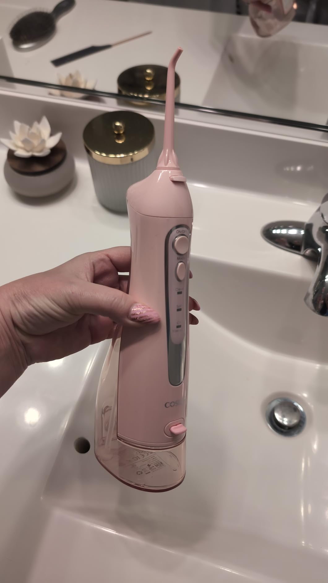 COSLUS Water Dental Flosser Teeth Pick C20(F5020E): Portable Cordless Oral Irrigator 300ML Rechargeable Travel Irrigation Cleaner IPX7 Waterproof Electric Flossing Machine for Teeth Cleaning customer photo 1