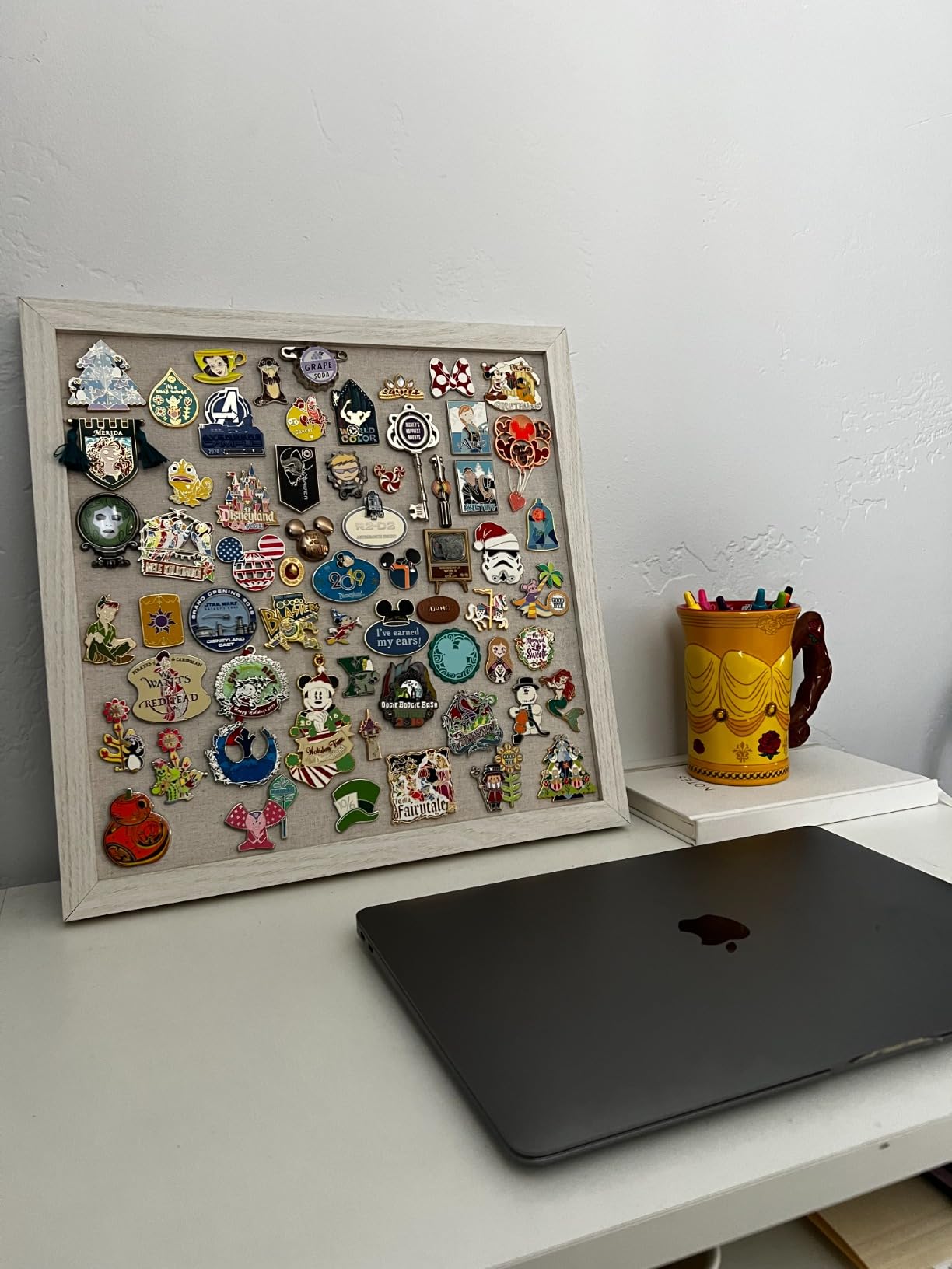 U Brands Rustic Weekly Dry Erase Board with White Wooden Frame, 14