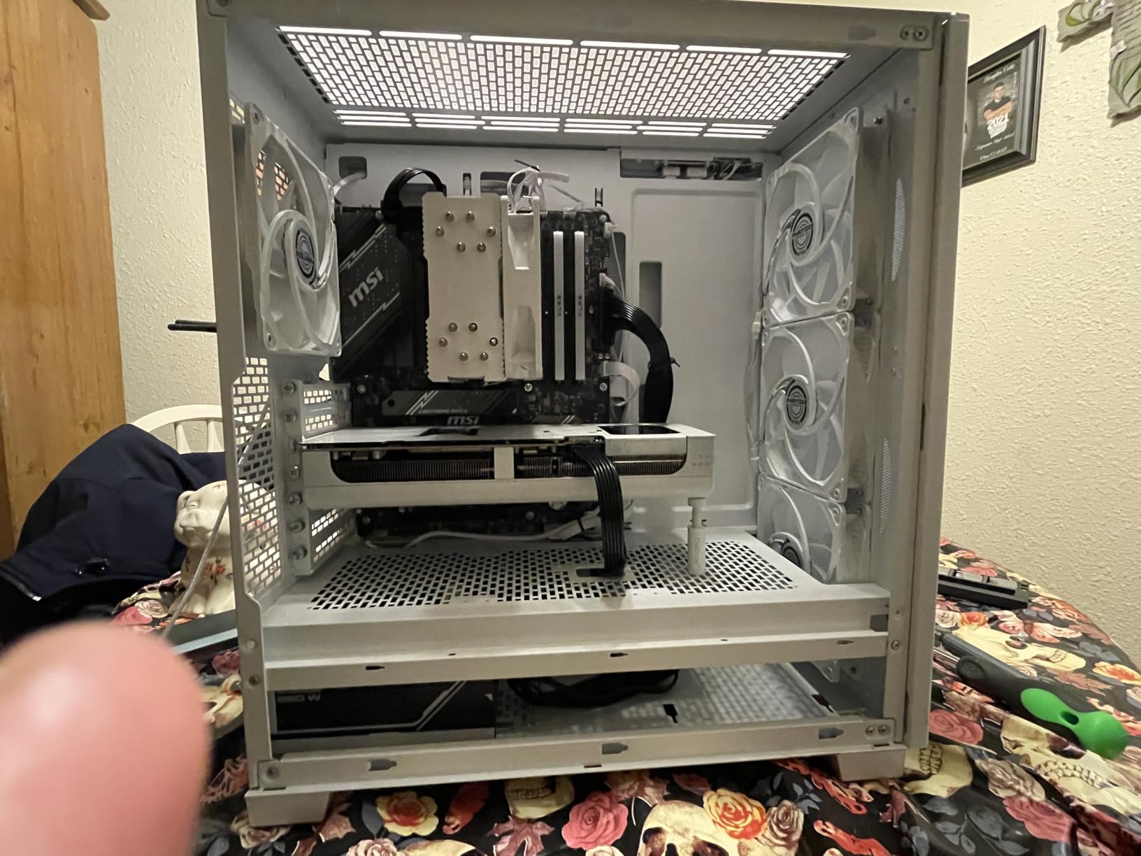 Graphics Card GPU Support Bracket, Adjustable Height GPU Sag Bracket with Magnet & Non-Slip Sheet, GPU Brace for Prevent Universal Graphics Card Sag, L customer photo 1