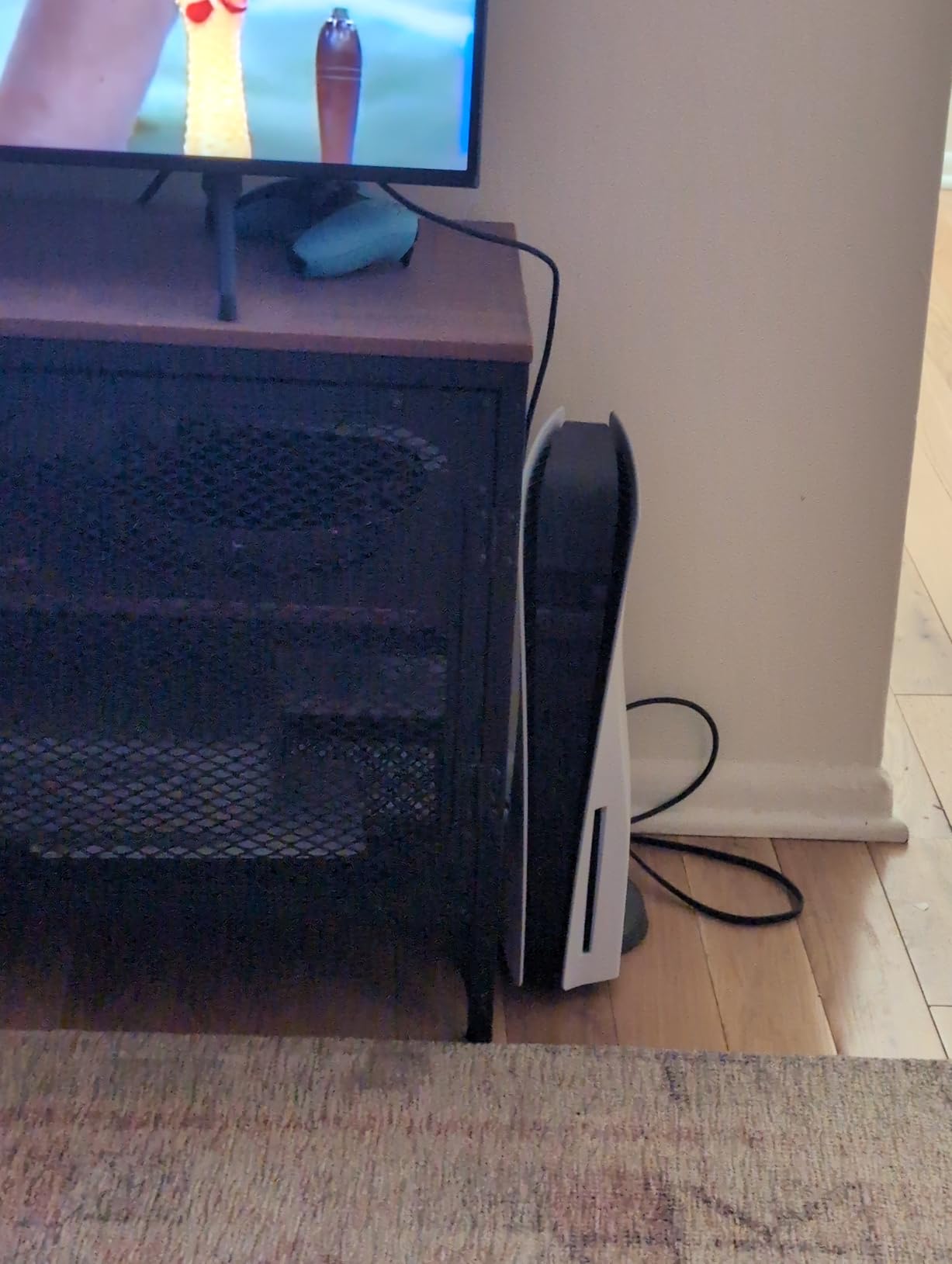 PlayStation PS5 Console - God of War Ragnarök Bundle customer photo 1