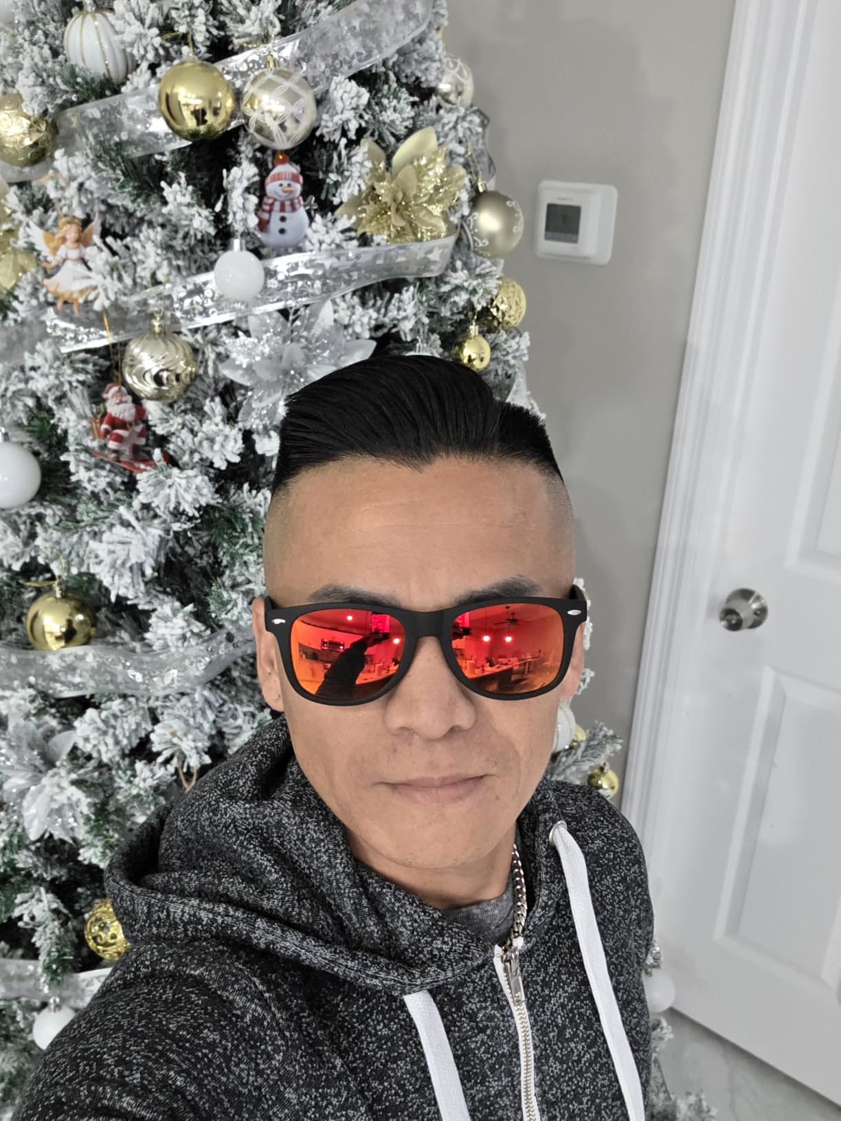 FEIDUSUN Sunglasses Men Polarized Sunglasses for Mens and Womens,Black Retro Sun Glasses Driving Fishing UV Protection customer photo 2