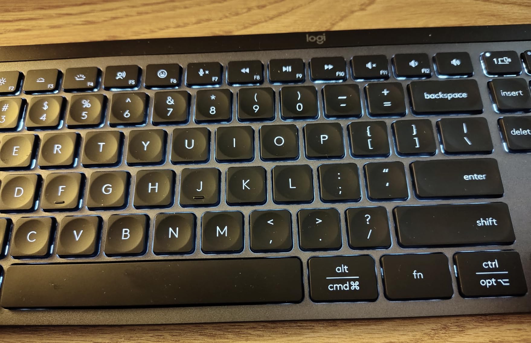 MX Keys S Wireless Keyboard, Low Profile, Fluid Precise Quiet Typing, Programmable Keys, Backlighting, Bluetooth, USB C Rechargeable, for Windows PC, Linux, Chrome, Mac - Graphite customer photo 2