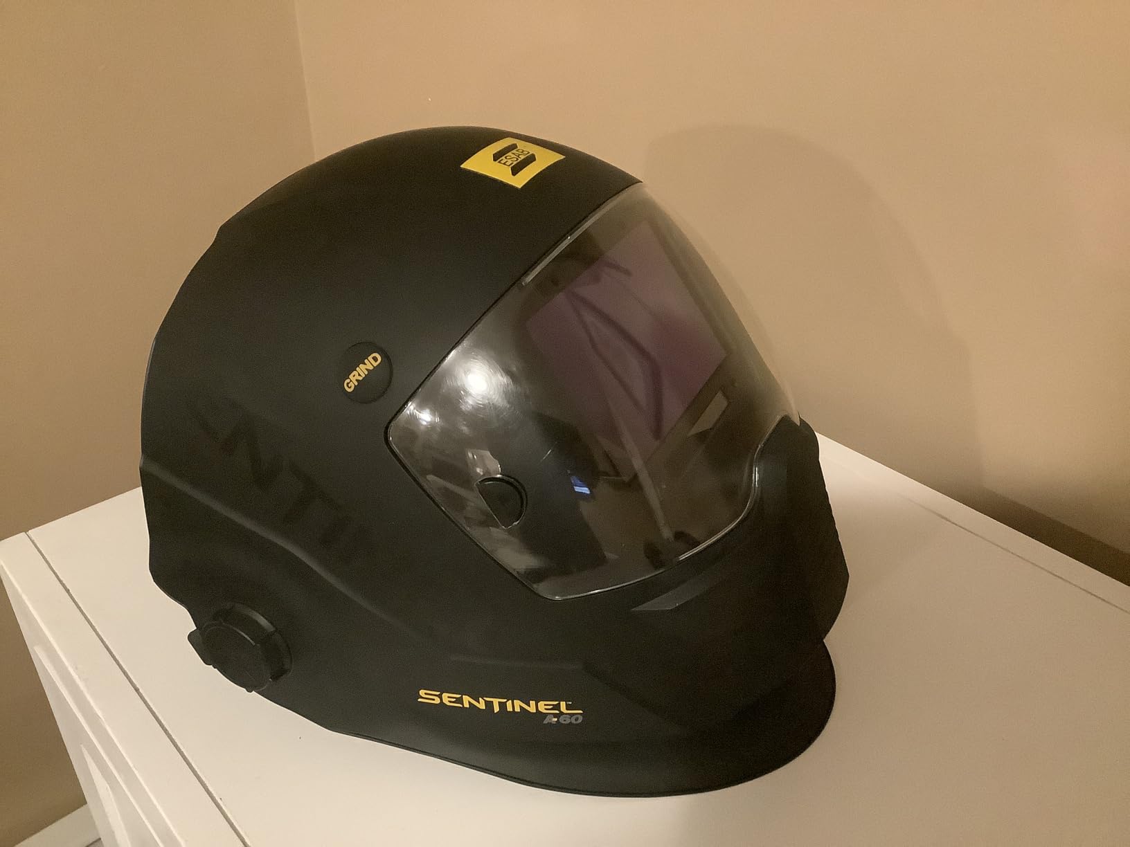 ESAB® Sentinel™ A60 Welding Helmet, Black Low-Profile Design, High Impact Resistance Nylon, Large Viewing Area 4.65 in x 2.80 in customer photo 2
