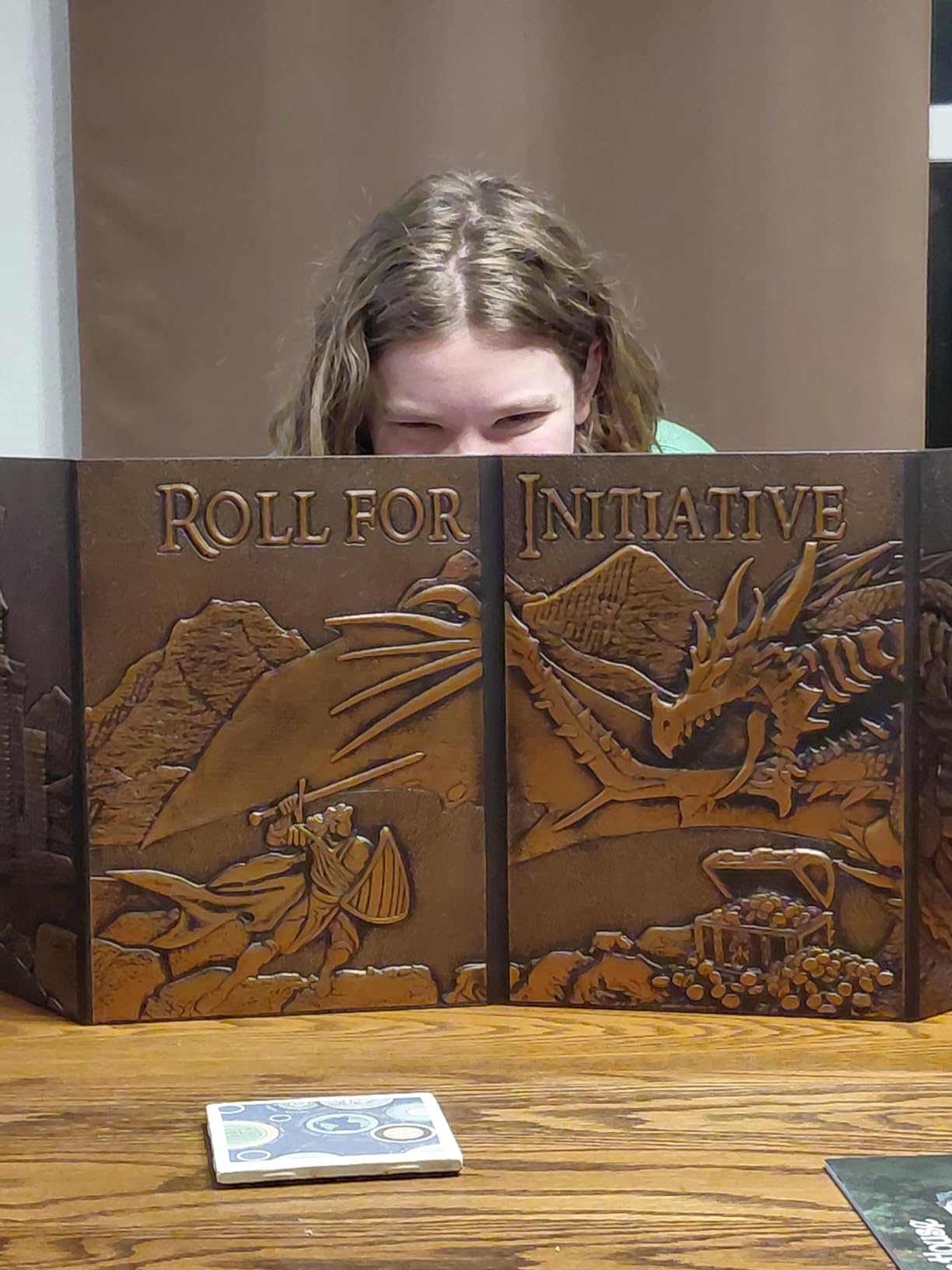 DND DM Screen 5e, D&D Dungeon Master Screen 3D Faux Leather 4 Panel Game Master Screen with Customizable Inserts - Dungeons and Dragons GM RPG Accessories Gift for Men or Women customer photo 1