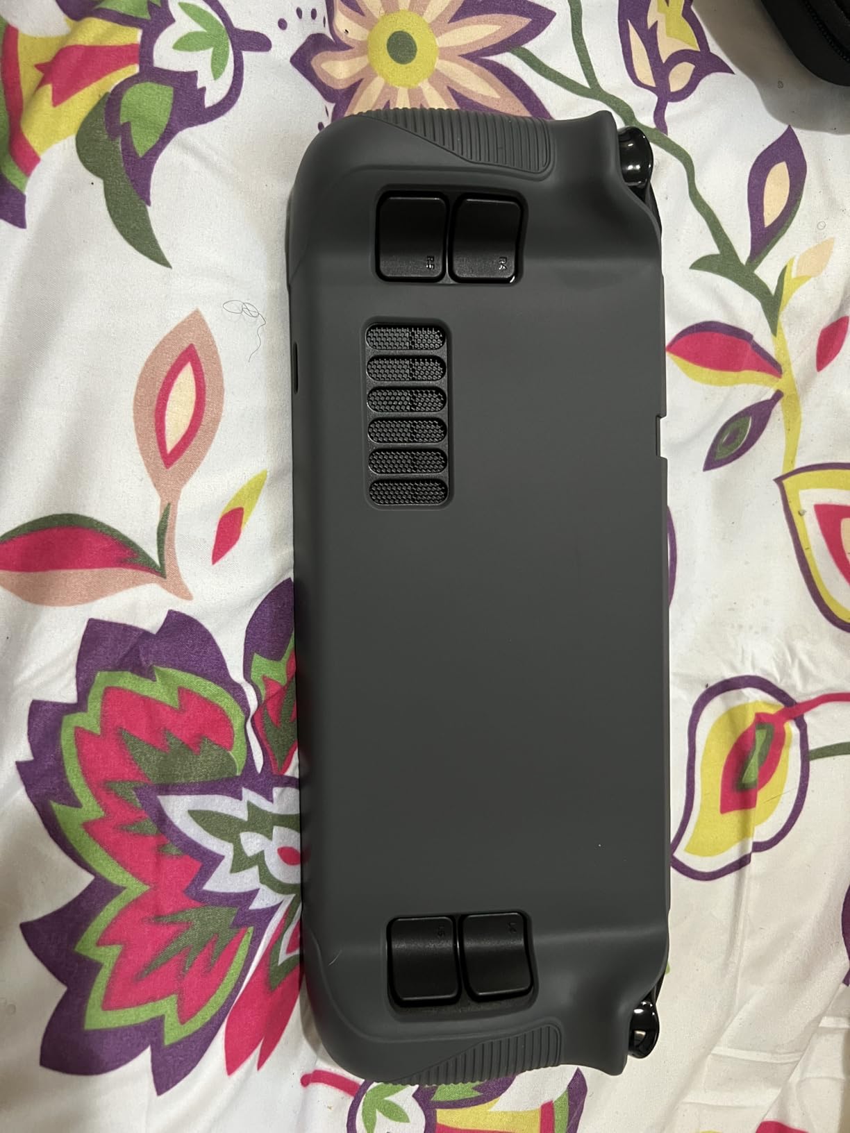 Syntech Protective Case Compatible with Steam Deck Accessories Console OLED/LCD, All-Round Protection with Non-Slip Thumb Grips, Silicone Cover for Enhanced Fit and Alignment-Gray customer photo 2