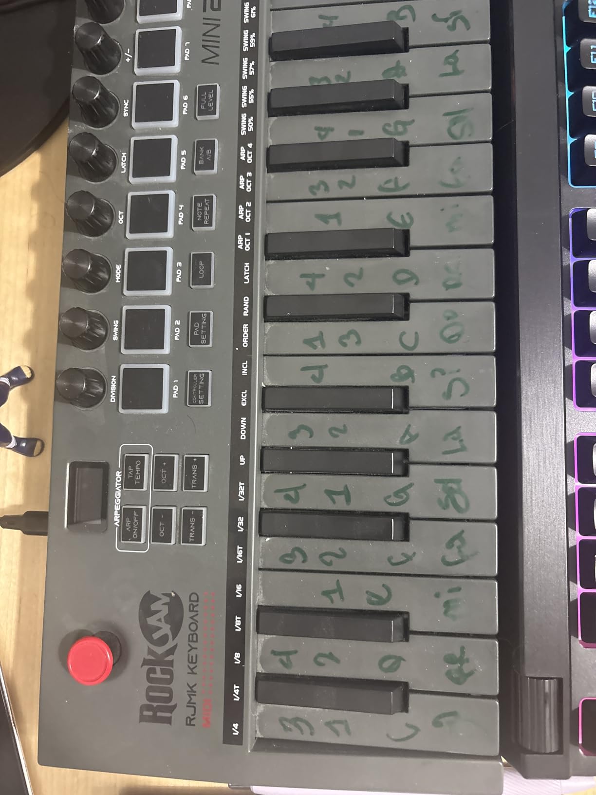 RockJam 25 Key Bluetooth Midi Keyboard customer photo 1