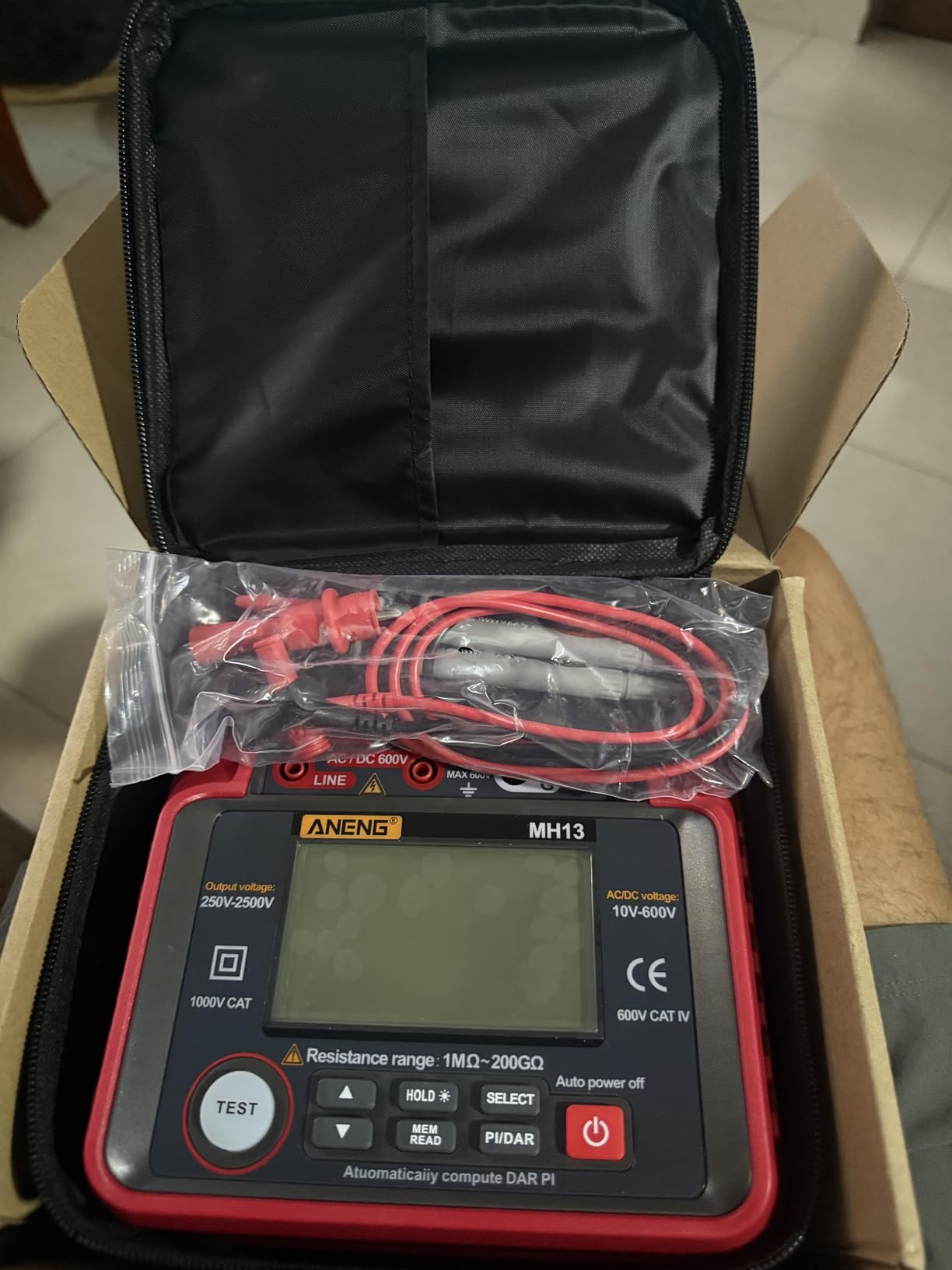 MH13 250V-2500V Digital Insulation Resistance Tester 1MΩ-200GΩ Megger Megohm Testing Meter customer photo 1