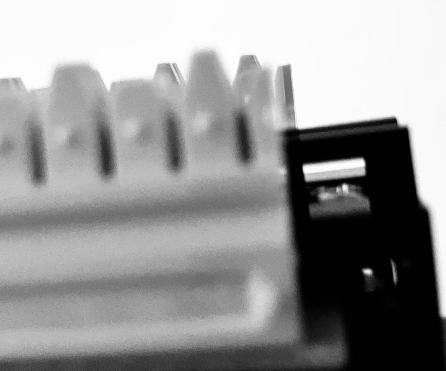 Rapink Patch Panel 12 Port Cat6 10G Support, Network Patch Panel UTP 10-Inch, Wallmount 1U Ethernet Patch Panel Punch Down Block for Cat6, Cat5e, Cat5 Cabling customer photo 1