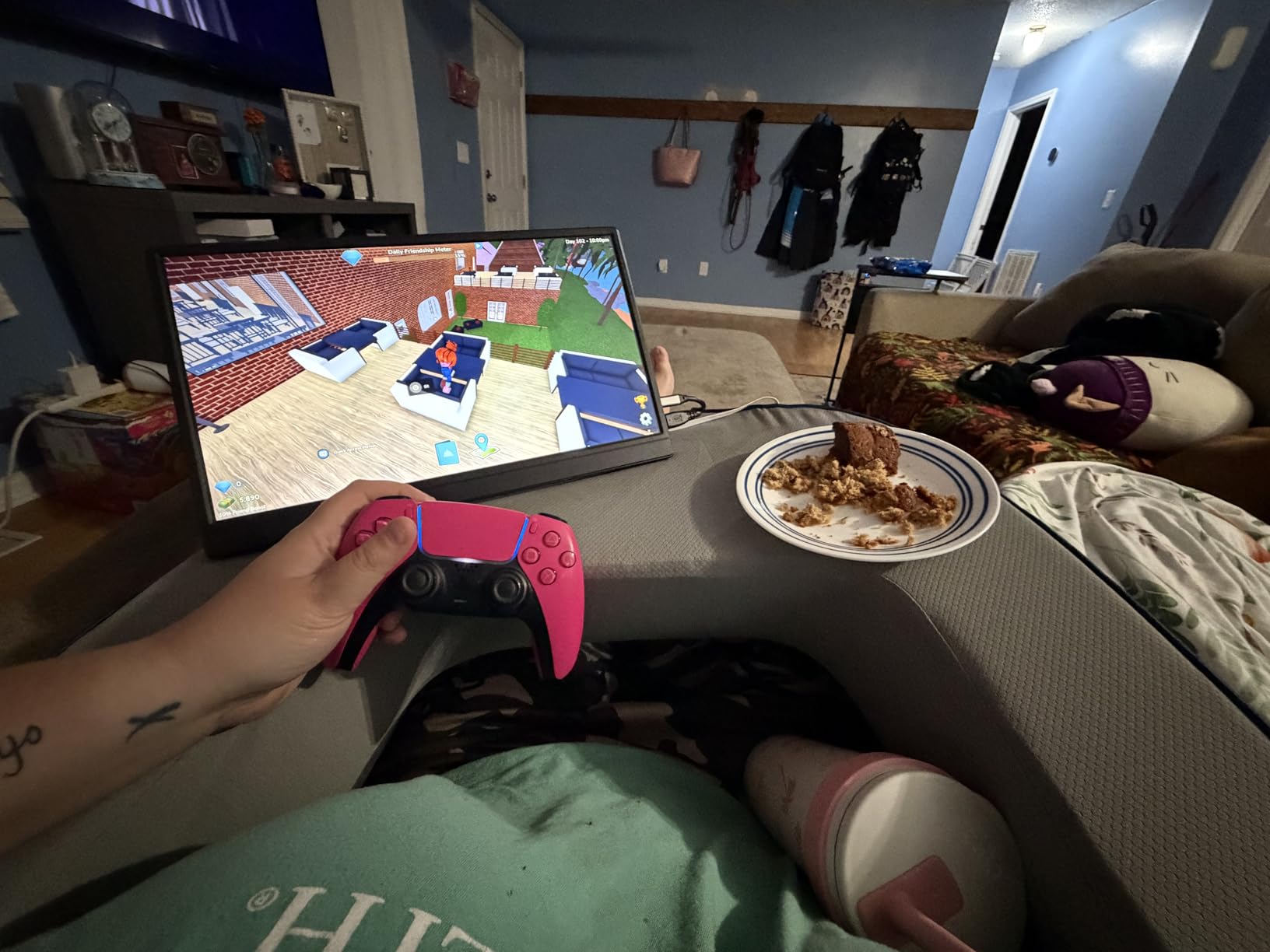 Reading Pillow for Gaming, Extra Large Laptop Pillow for Adult, Memory Foam Lap Desk Gaming Pillow for Reading, Working, Playing Steam Deck Switch or Sitting in Bed Floor Sofa(Grey) customer photo 2