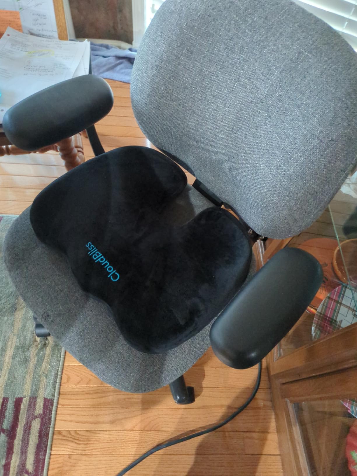 CloudBliss Gel Seat Cushion - Cooling Gel Enhanced Memory Foam Ergonomic Seat Cushion for Long Sitting for Office, Game, Car, Automotive, Airplane (Large, Black) customer photo 1