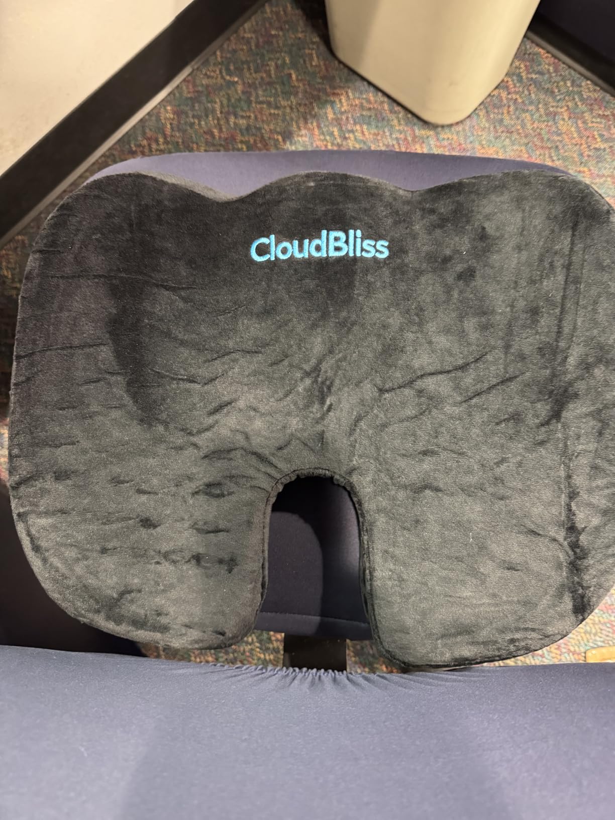 CloudBliss Gel Seat Cushion - Cooling Gel Enhanced Memory Foam Ergonomic Seat Cushion for Long Sitting for Office, Game, Car, Automotive, Airplane (Large, Black) customer photo 2