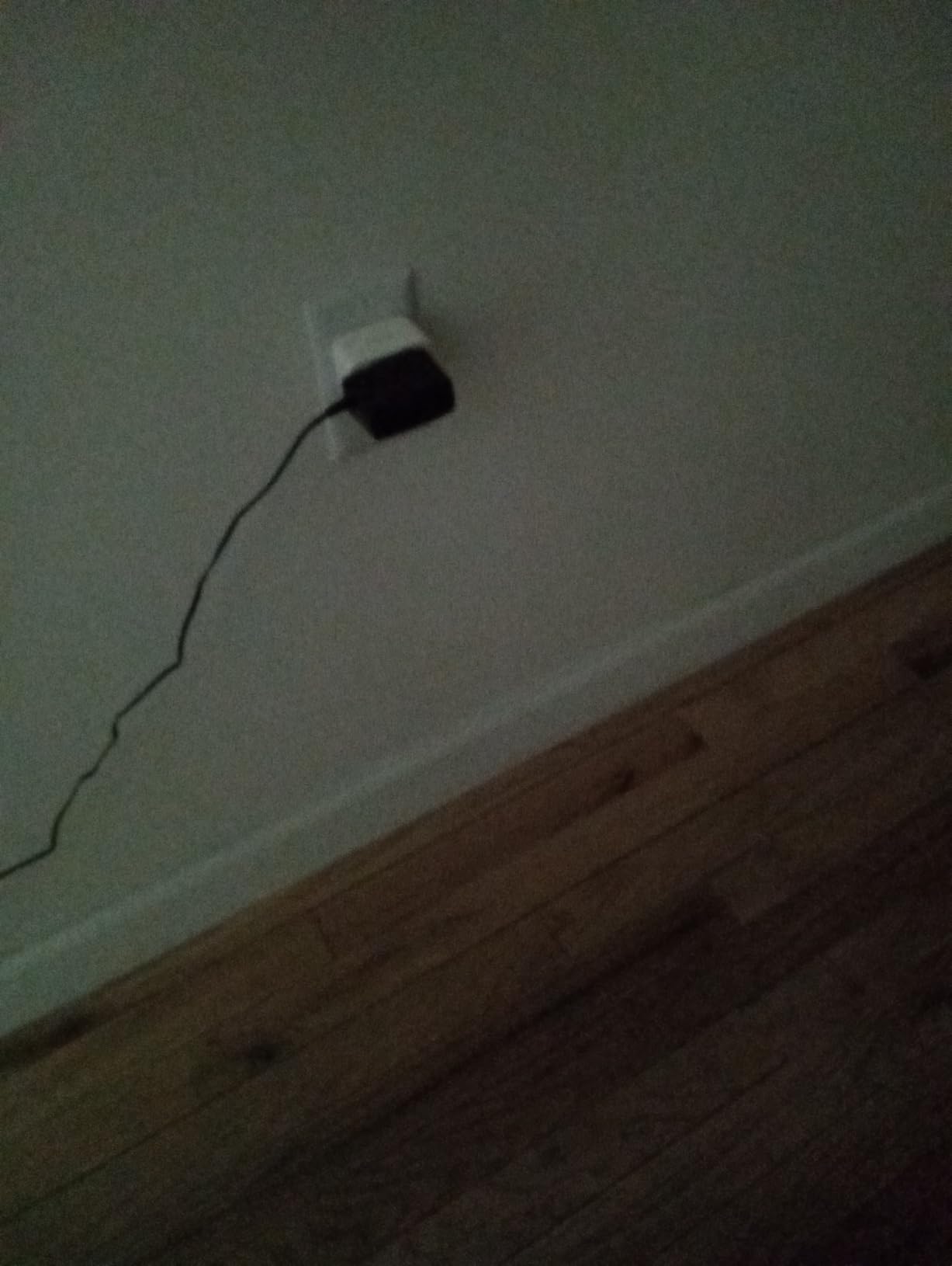 TP-Link Tapo Matter Supported Smart Plug Mini, Compact Design, 15A/1800W Max, Super Easy Setup, Works with Apple Home, Alexa & Google Home, UL Certified, 2.4G Wi-Fi Only, White, Tapo P125M(3-Pack) customer photo 2