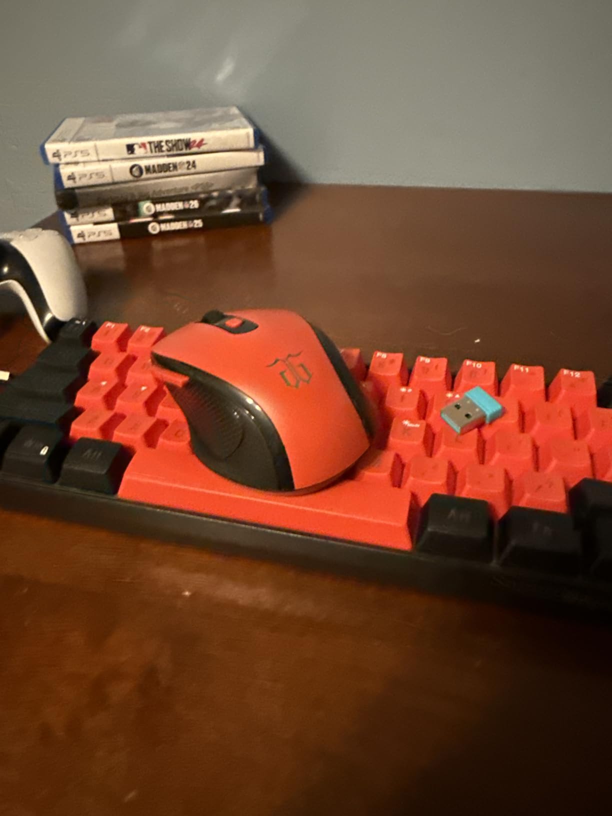 Snpurdiri 2.4G Wireless Gaming Keyboard and Mouse Combo, Include Mini 60% Mechanical Feel RGB Backlit Keyboard, Ergonomic Vertical Feel Small Wireless Mouse customer photo 1