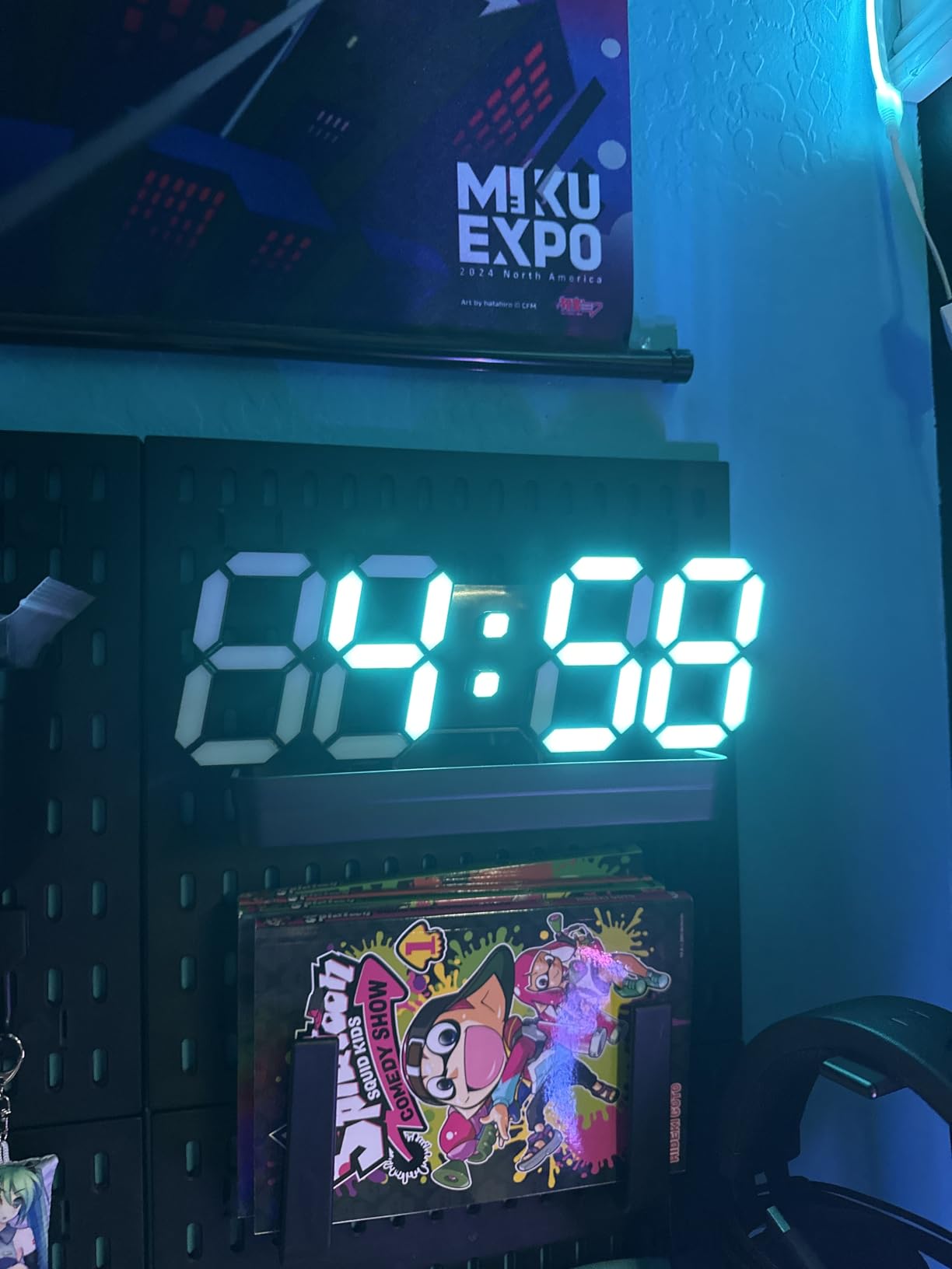KOSUMOSU LED Digital Clock Neon Clock 9.7