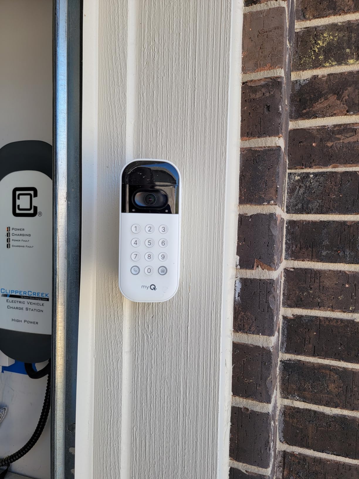 myQ Smart Garage Door Video Keypad with Wide-Angle Camera, Customizable PIN Codes, and Smartphone Control - Take Charge of Your Garage Access Works with Chamberlain, LiftMaster and Craftsman openers, White customer photo 2