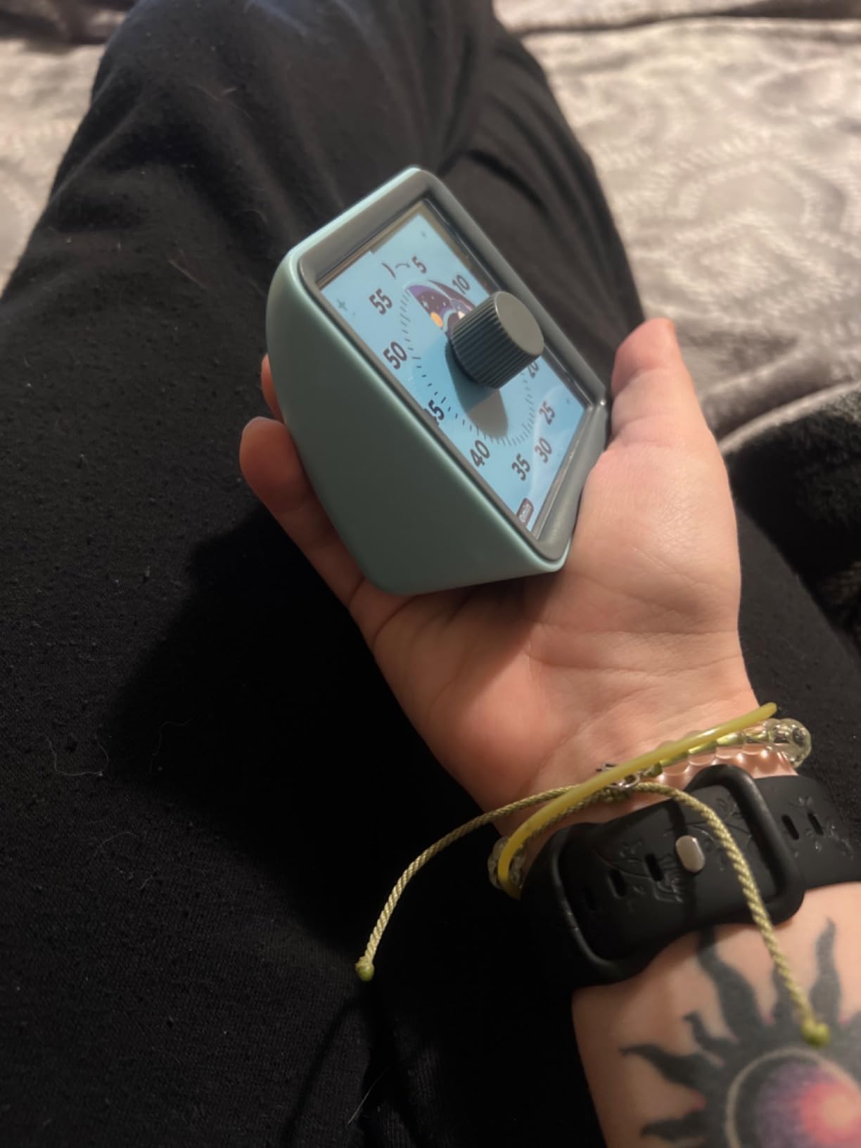 LIORQUE 60 Minute Visual Timer for Kids, Visual Countdown Timer for Classroom Office Kitchen with 'Rainbow' Pattern Design, Pomodoro Timer with Silent Operation (Batteries Included) customer photo 2