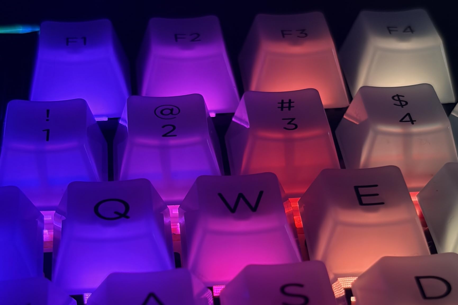 Akko V3 Creamy Blue Pro Keyboard Switch with Dustproof Stem for Mechanical Gaming Keyboard, 5-Pin 45gf Pre Lubed Tactile Key Switches (45pcs) customer photo 2