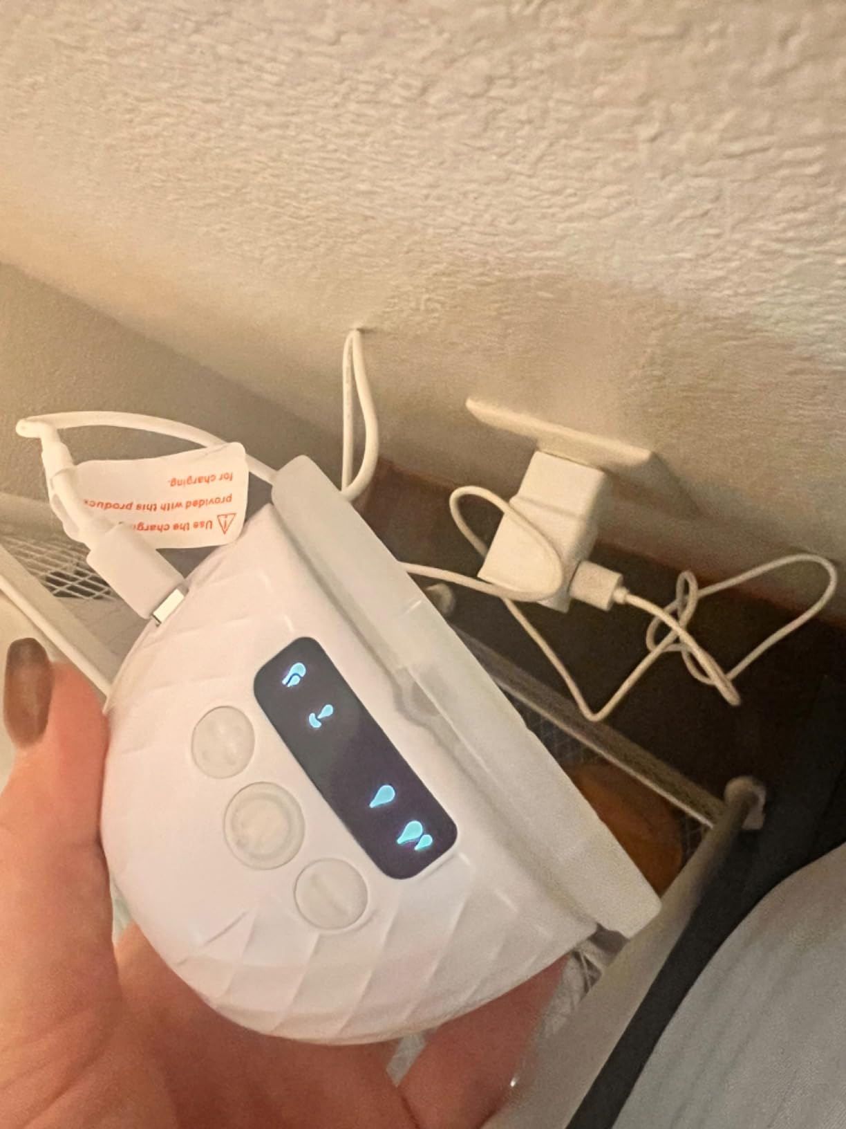 Paruu P10 Hands-Free Breast Pump Wearable, 338mmHg Strong Suction, Low Noise, 4 Modes & 9 Levels, Electric Breast Pump Portable, Smart Display, 19/21/24/28mm Insert/Flange, 2 Pack (White) customer photo 1